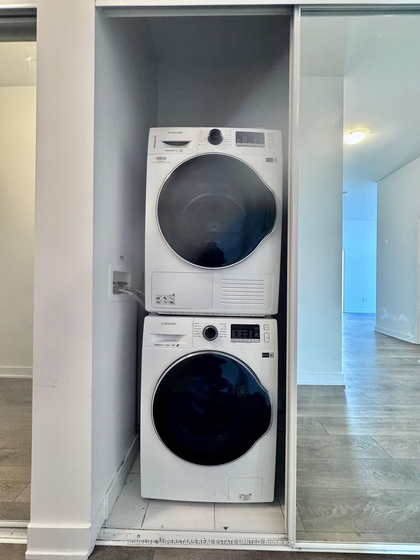 Photo 7 of Unit 207, 10 Honeycrisp Cres, Vaughan, Vaughan Corporate Centre — HOMEH
