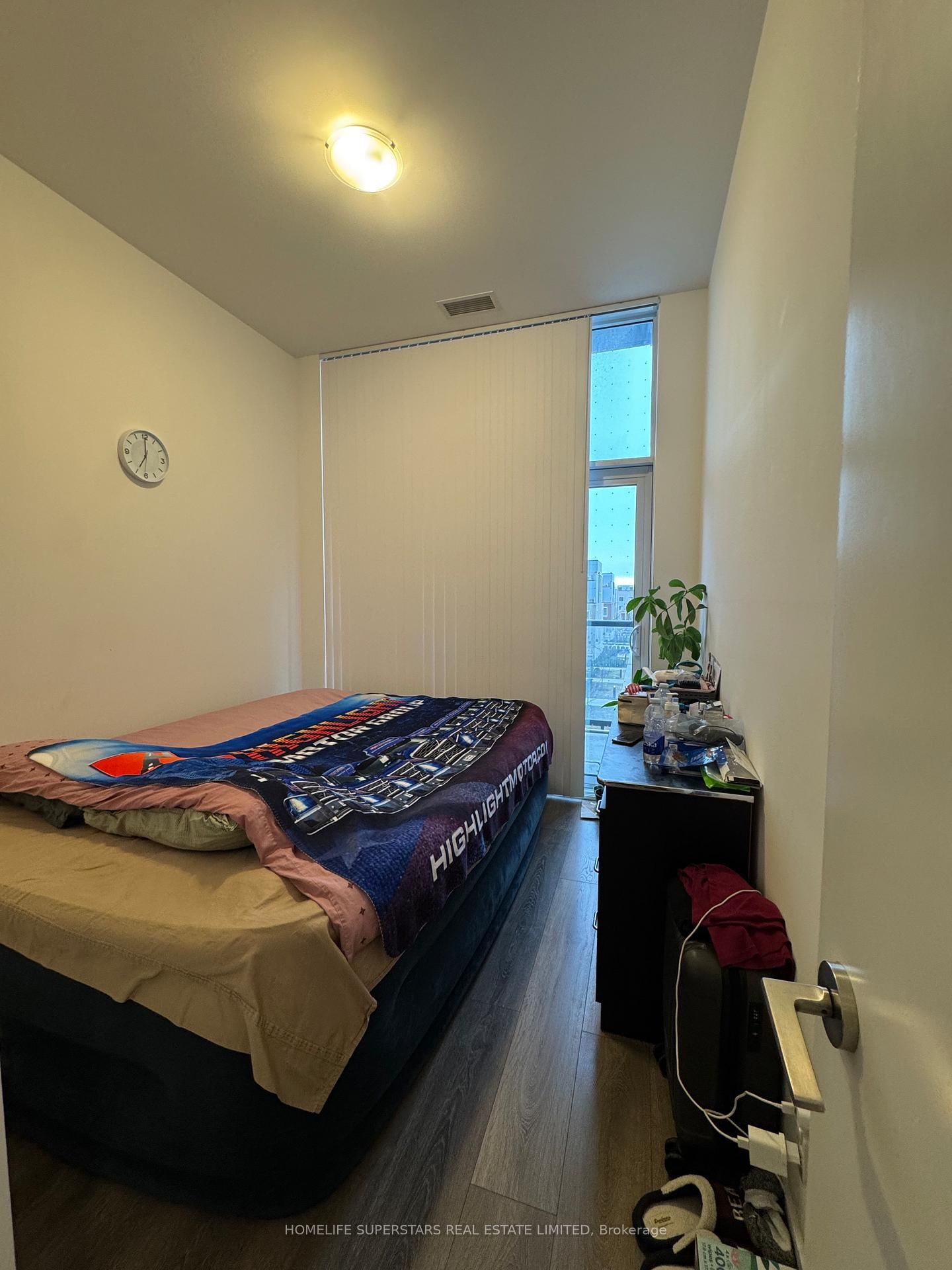 Photo 9 of Unit 207, 10 Honeycrisp Cres, Vaughan, Vaughan Corporate Centre — HOMEH