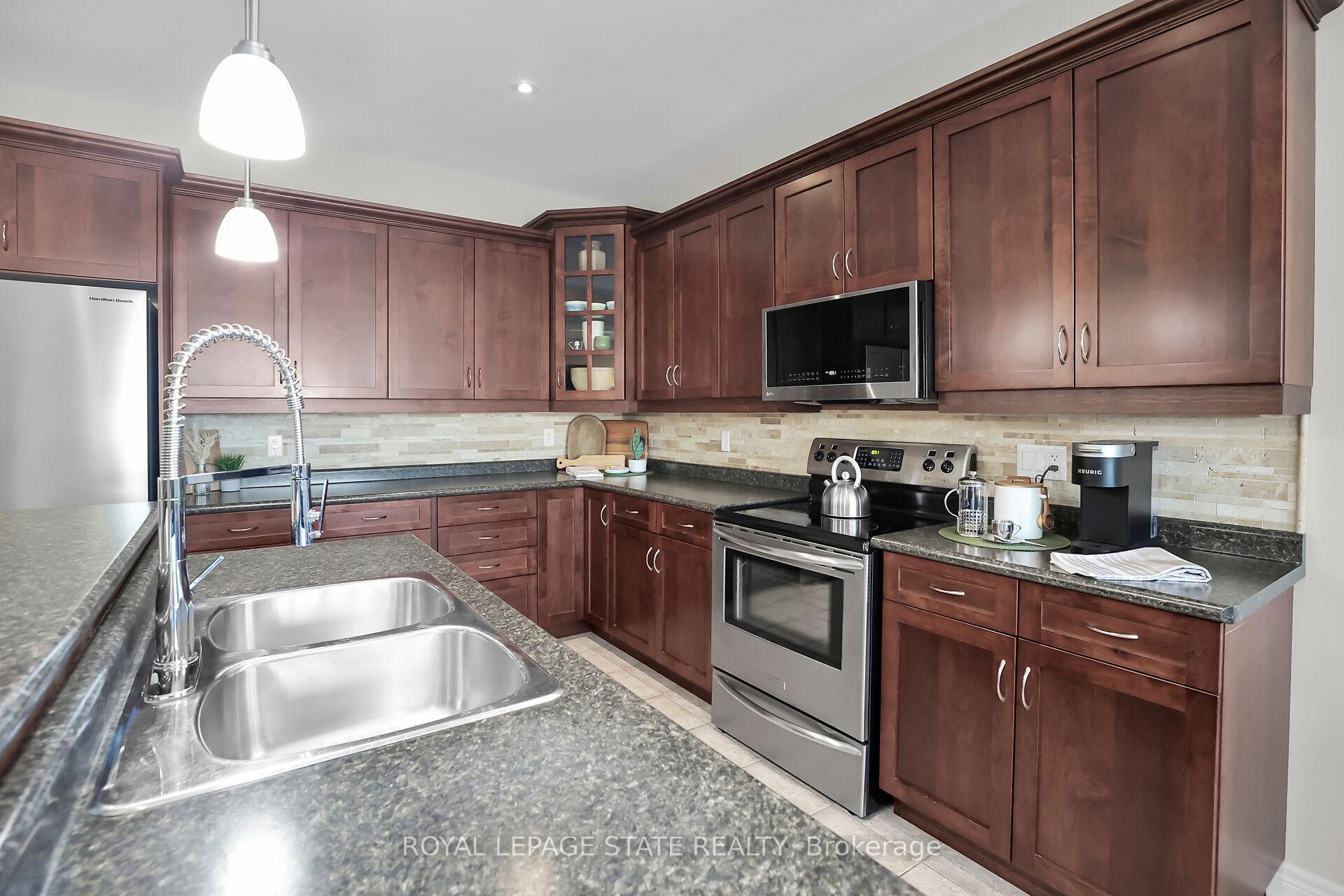 Photo 10 of 40 Bell Avenue, Grimsby, Grimsby East — HOMEH