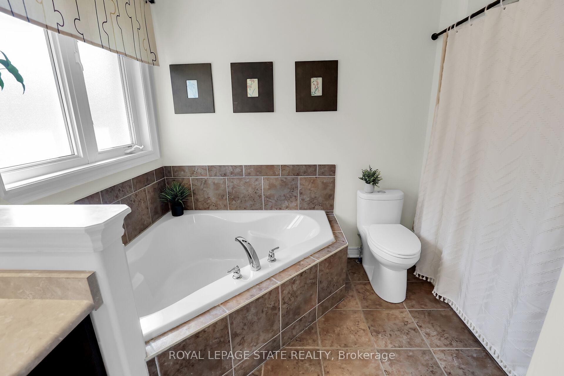 Photo 27 of 40 Bell Avenue, Grimsby, Grimsby East — HOMEH