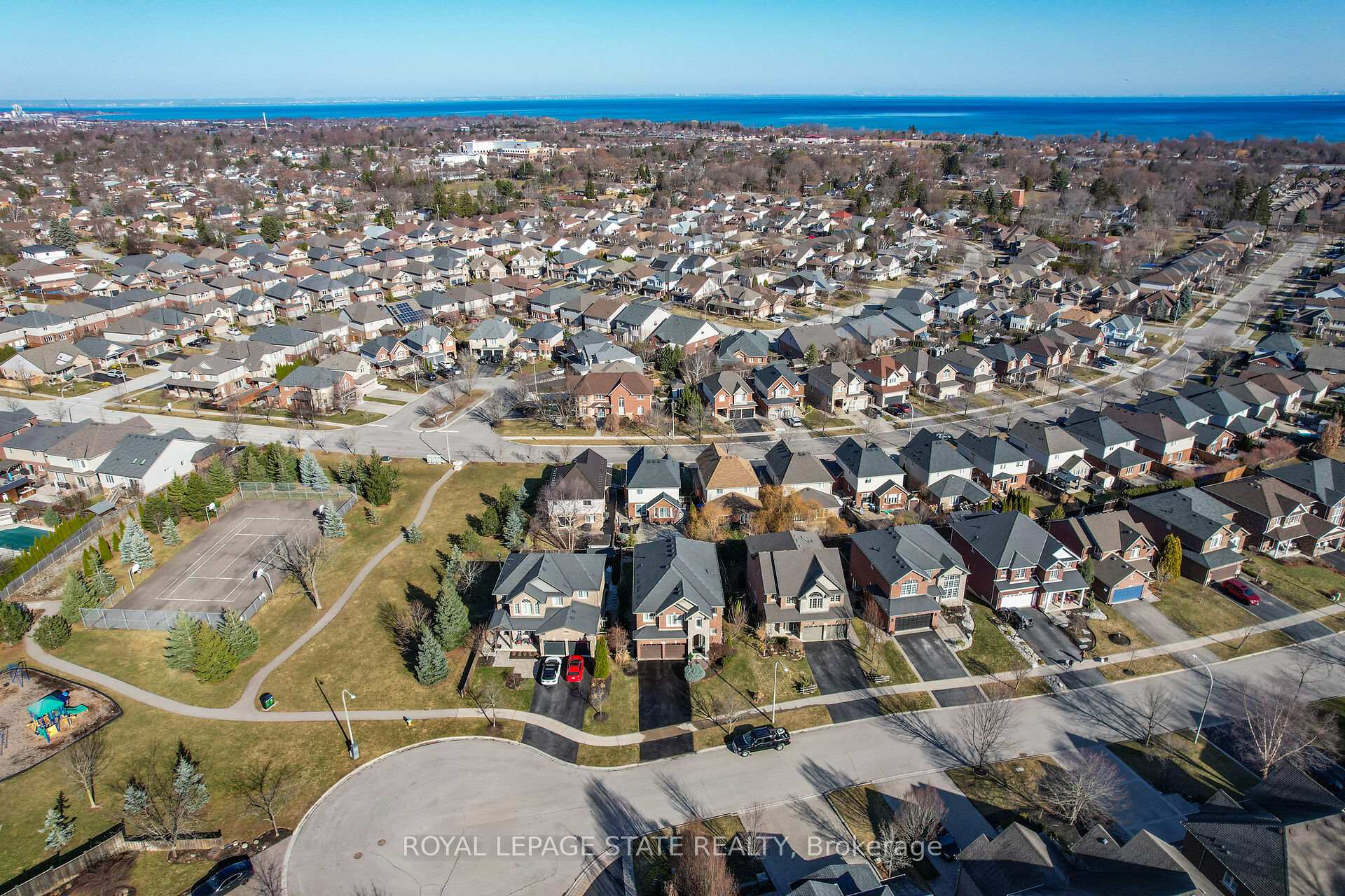 Photo 42 of 40 Bell Avenue, Grimsby, Grimsby East — HOMEH