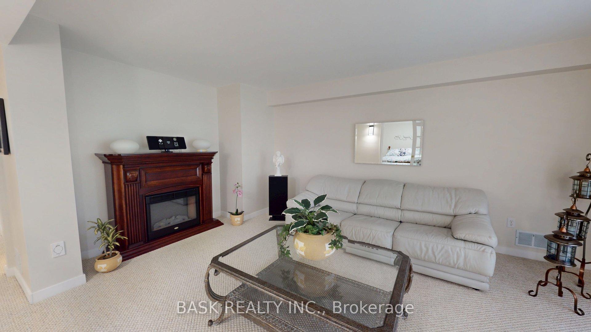 Photo 33 of 87 Schroder Crescent, Guelph, Grange Road — HOMEH