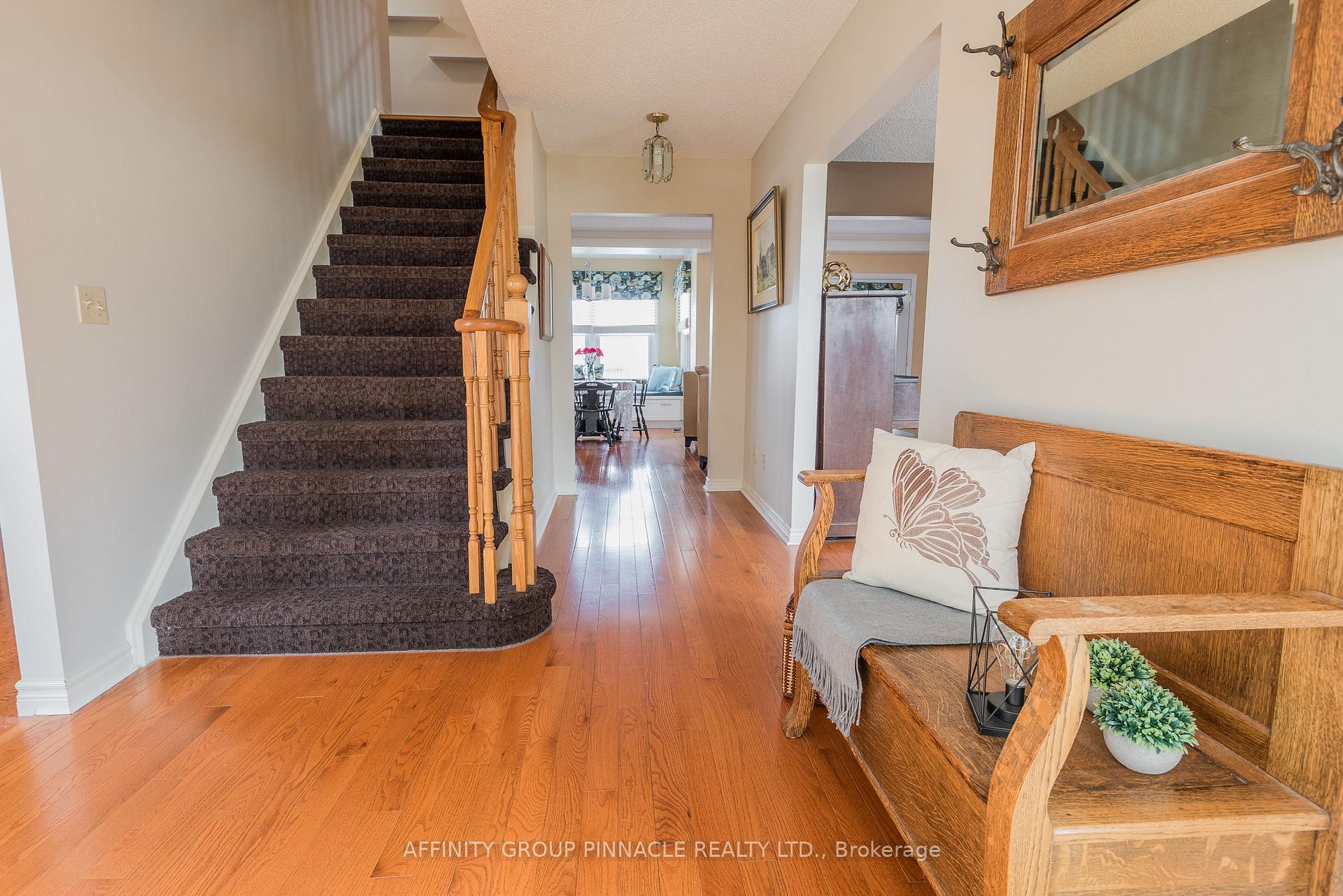 Photo 6 of 12 Walker Street, Kawartha Lakes, Lindsay — HOMEH