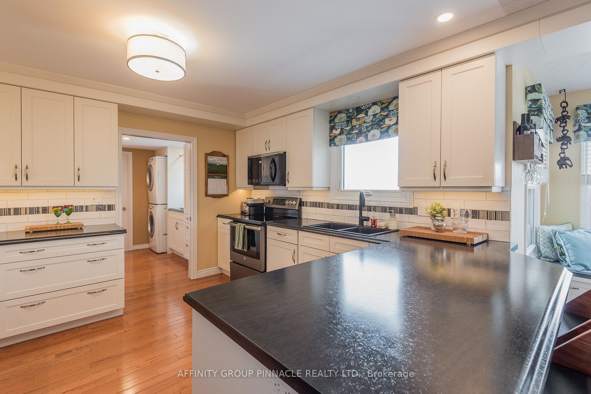 Photo 16 of 12 Walker Street, Kawartha Lakes, Lindsay — HOMEH