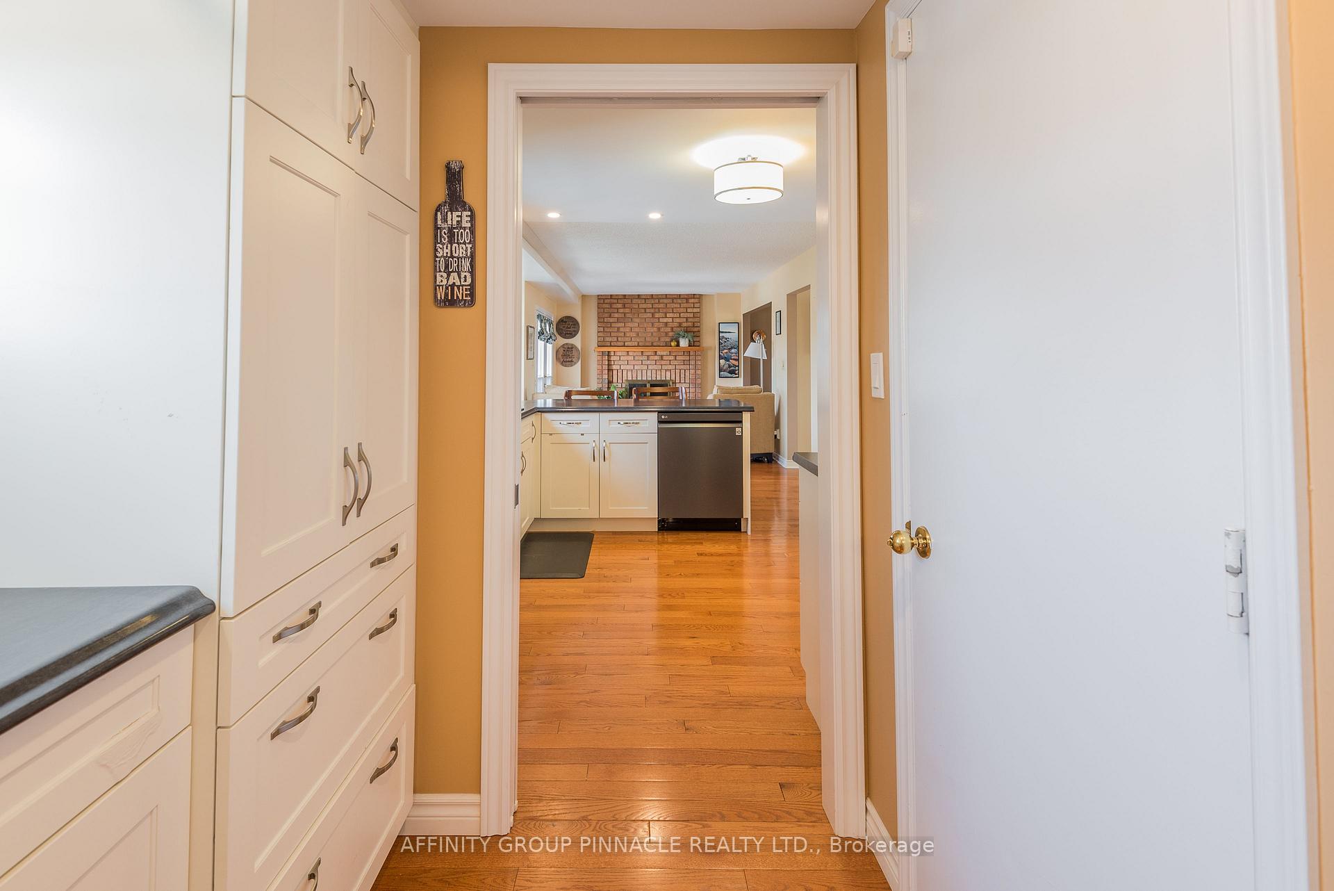 Photo 20 of 12 Walker Street, Kawartha Lakes, Lindsay — HOMEH