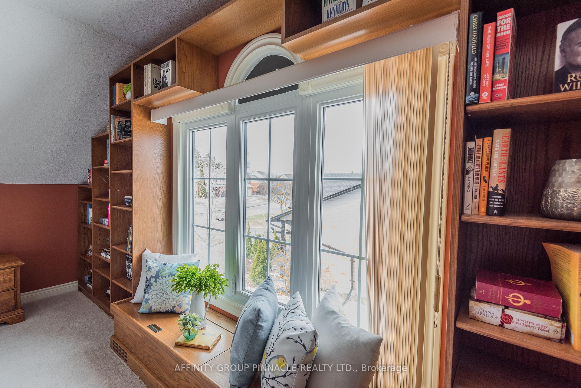 Photo 24 of 12 Walker Street, Kawartha Lakes, Lindsay — HOMEH