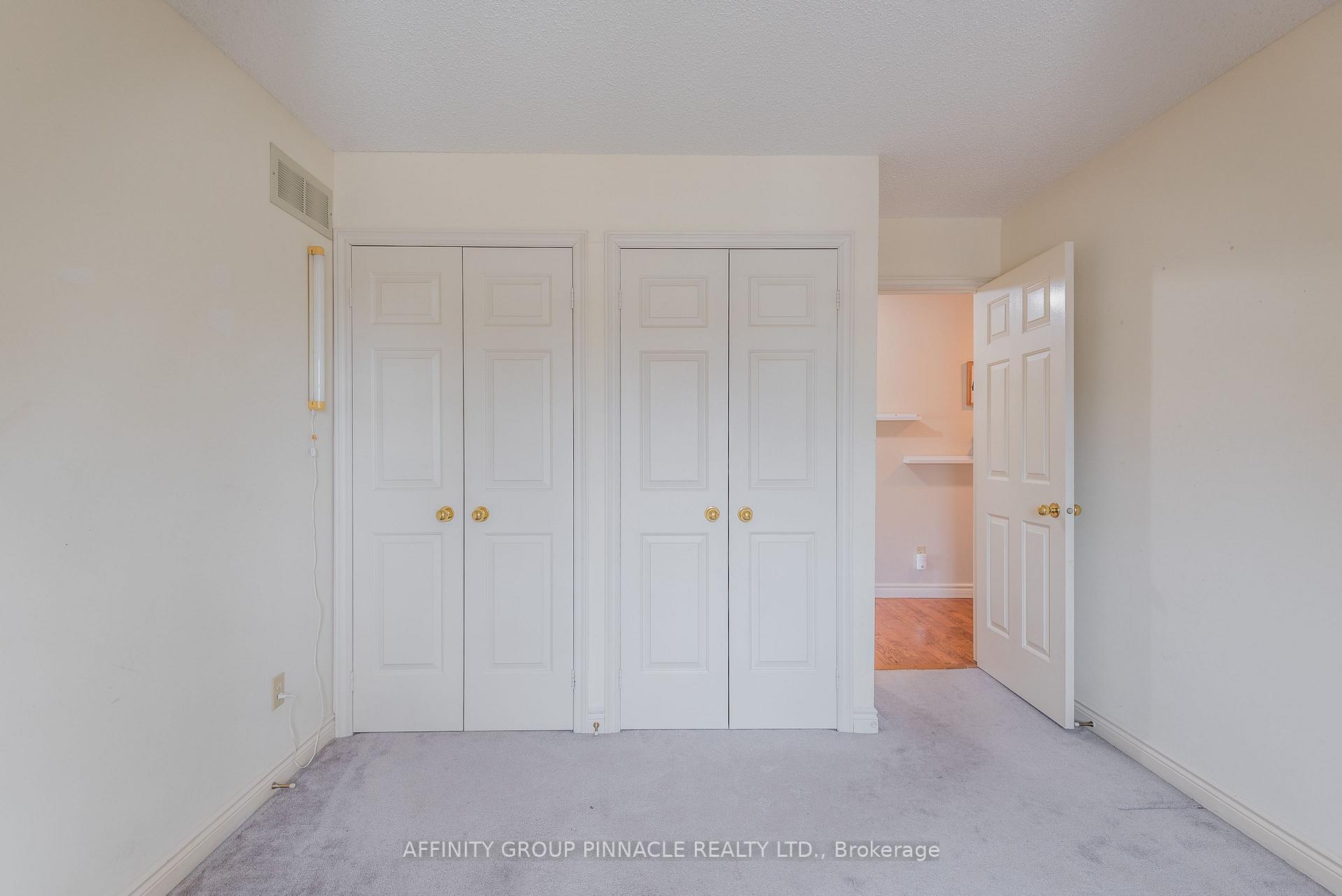 Photo 34 of 12 Walker Street, Kawartha Lakes, Lindsay — HOMEH