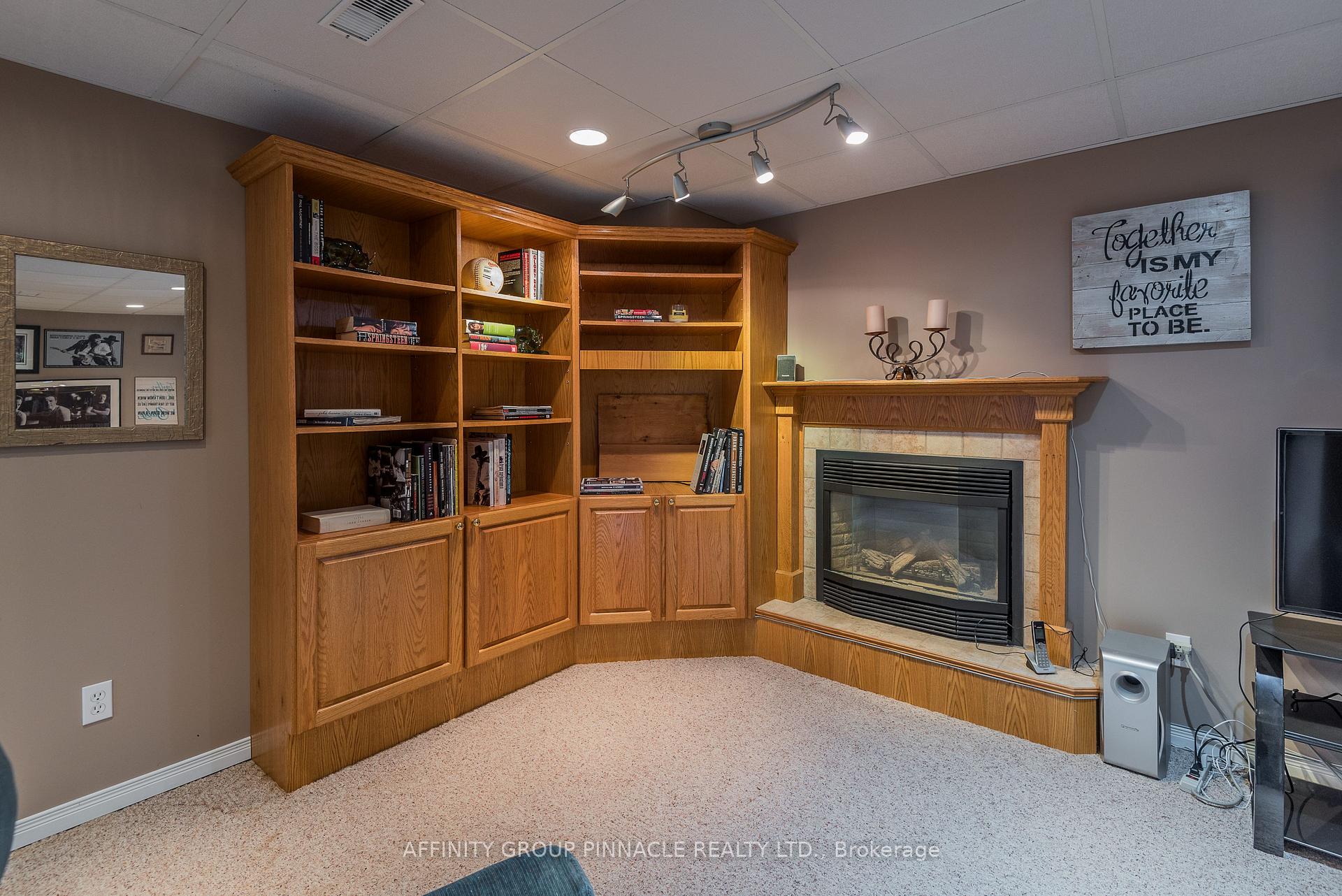 Photo 38 of 12 Walker Street, Kawartha Lakes, Lindsay — HOMEH