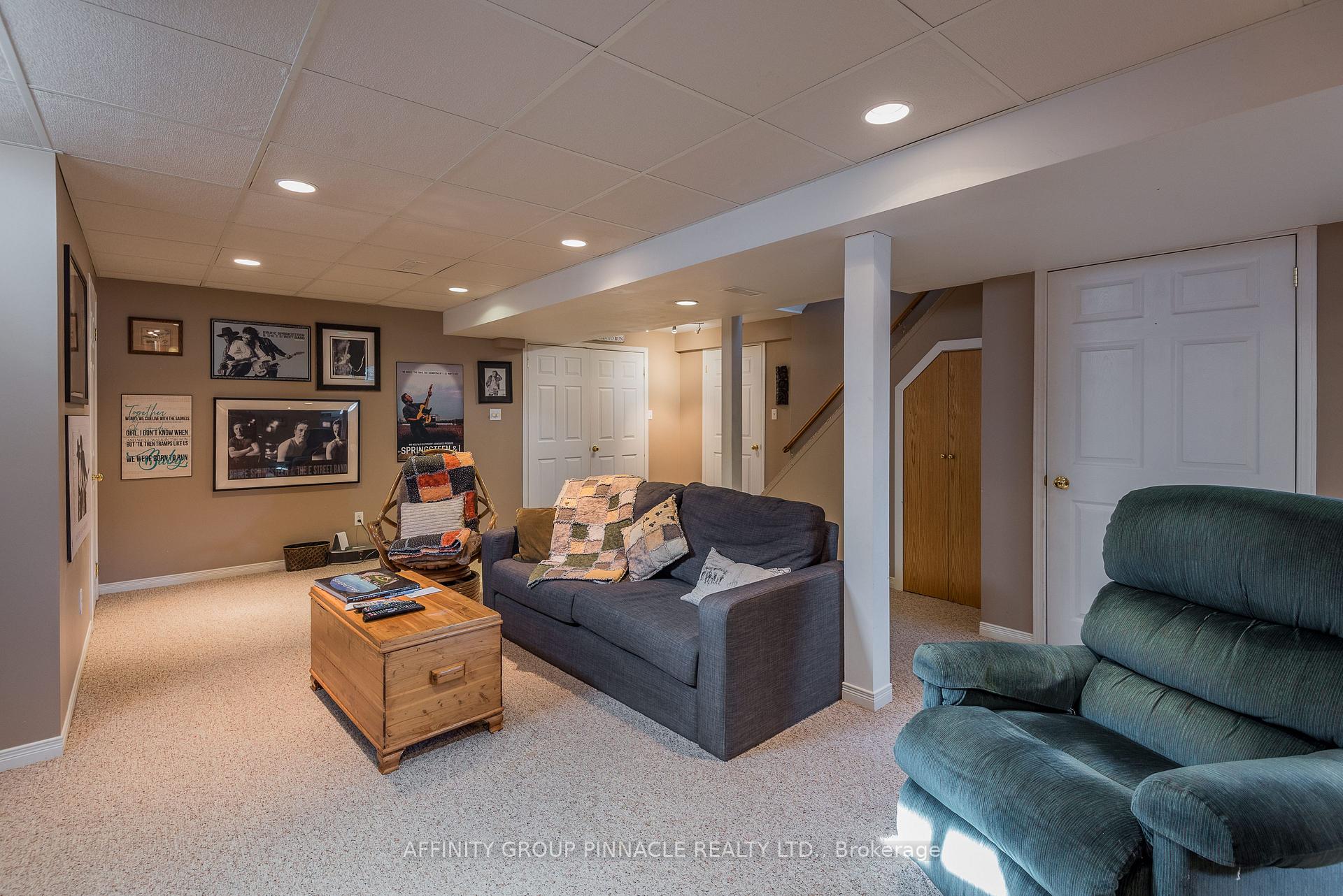Photo 40 of 12 Walker Street, Kawartha Lakes, Lindsay — HOMEH
