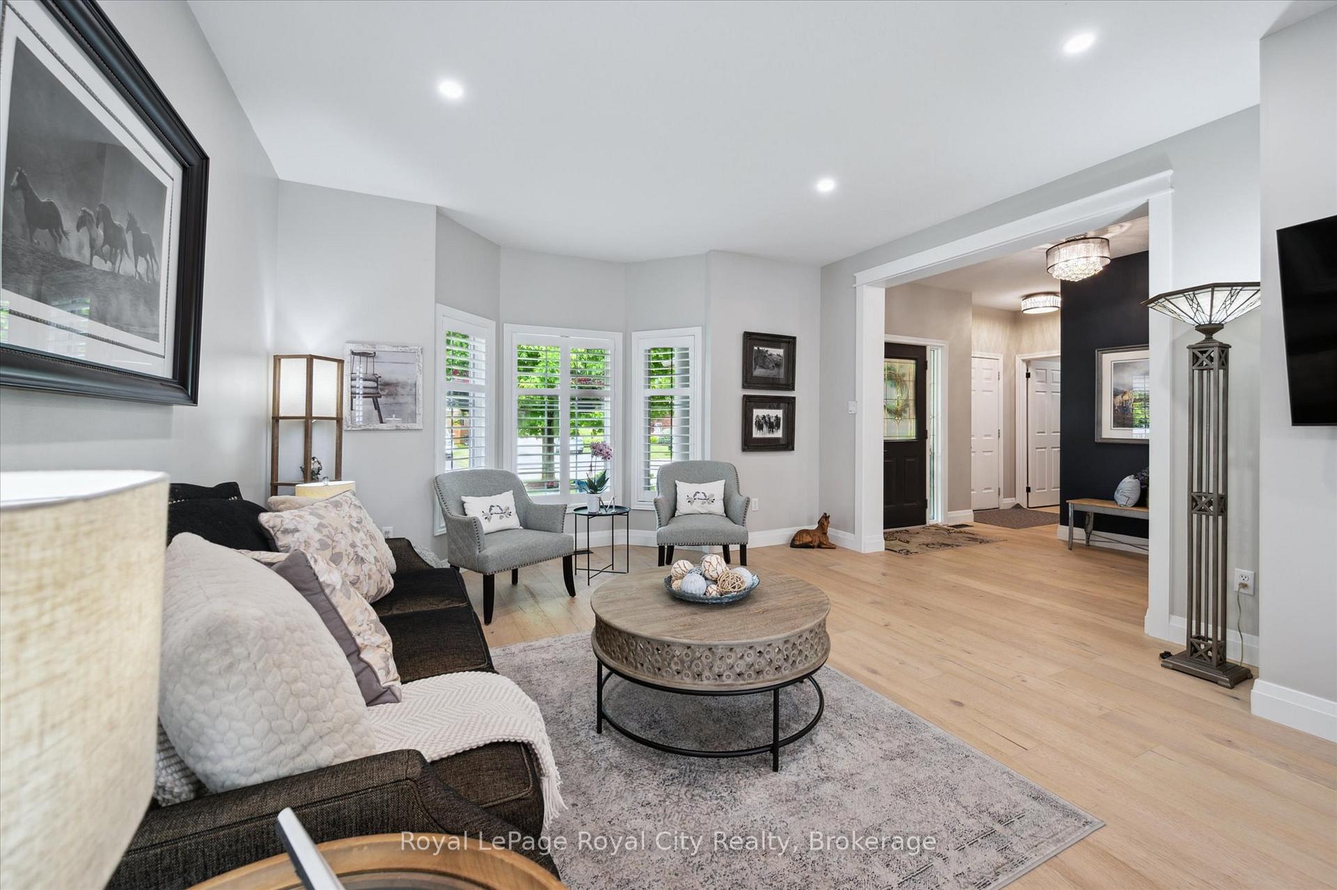 Photo 14 of 5 Haney Drive, Guelph, Pineridge/Westminster Woods — HOMEH
