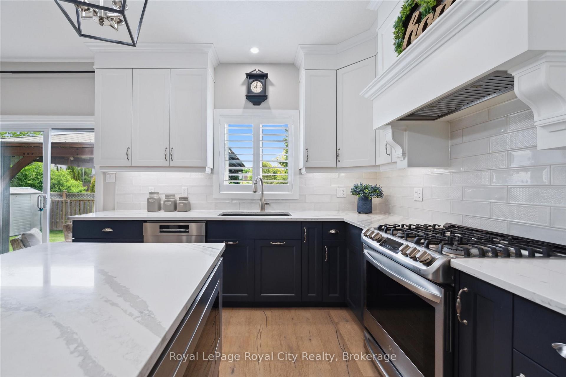 Photo 22 of 5 Haney Drive, Guelph, Pineridge/Westminster Woods — HOMEH