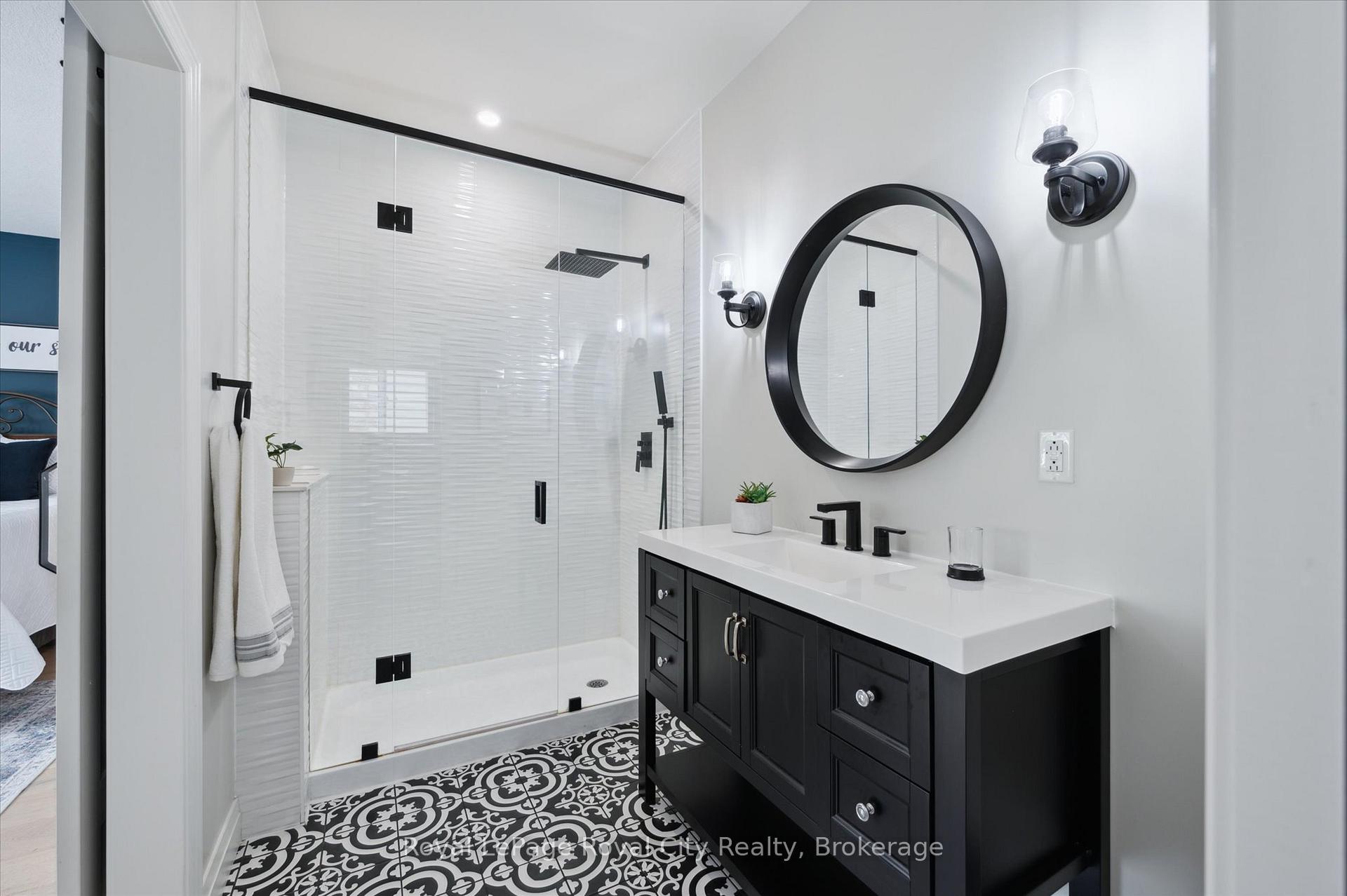 Photo 27 of 5 Haney Drive, Guelph, Pineridge/Westminster Woods — HOMEH