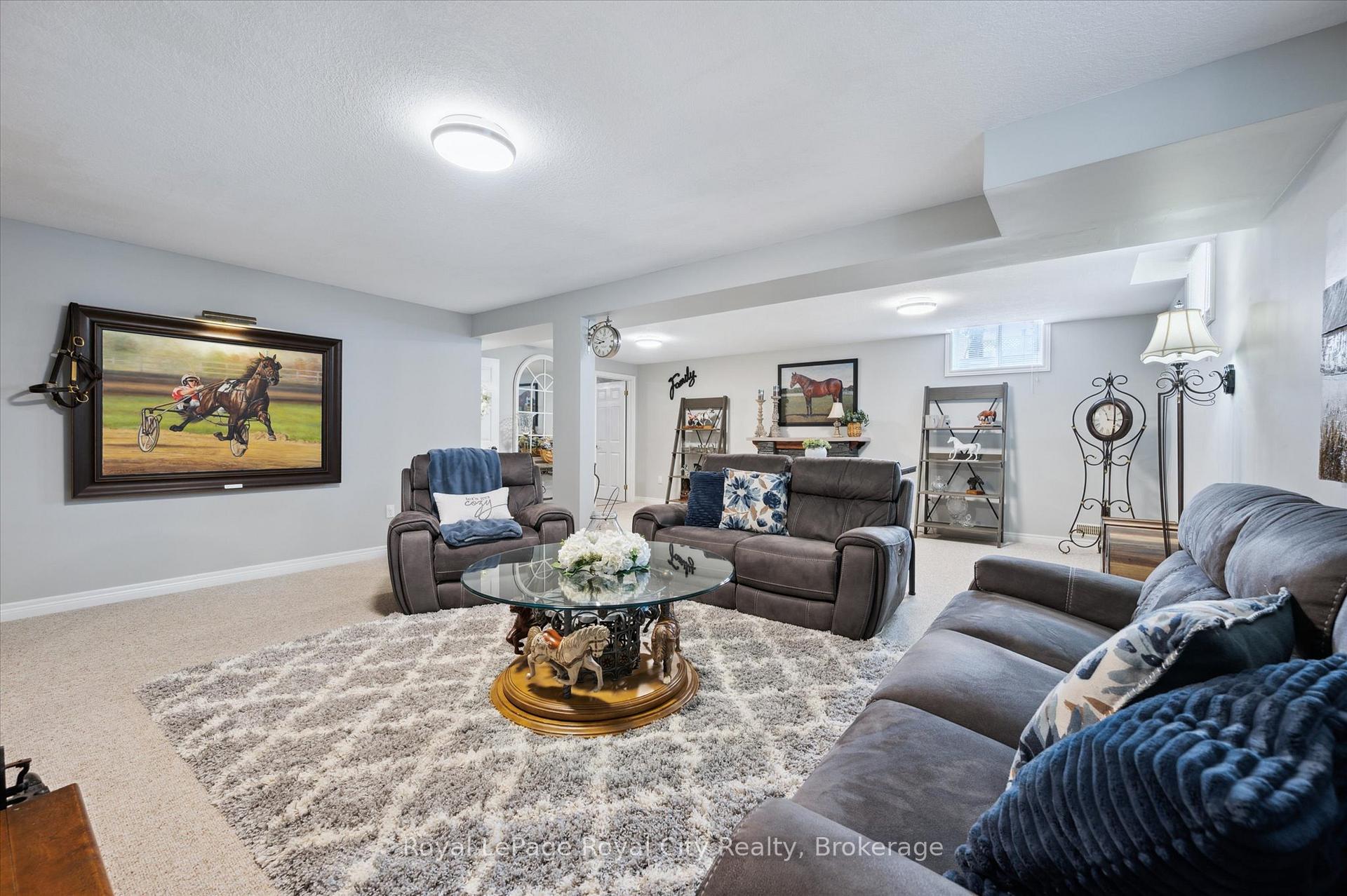 Photo 33 of 5 Haney Drive, Guelph, Pineridge/Westminster Woods — HOMEH
