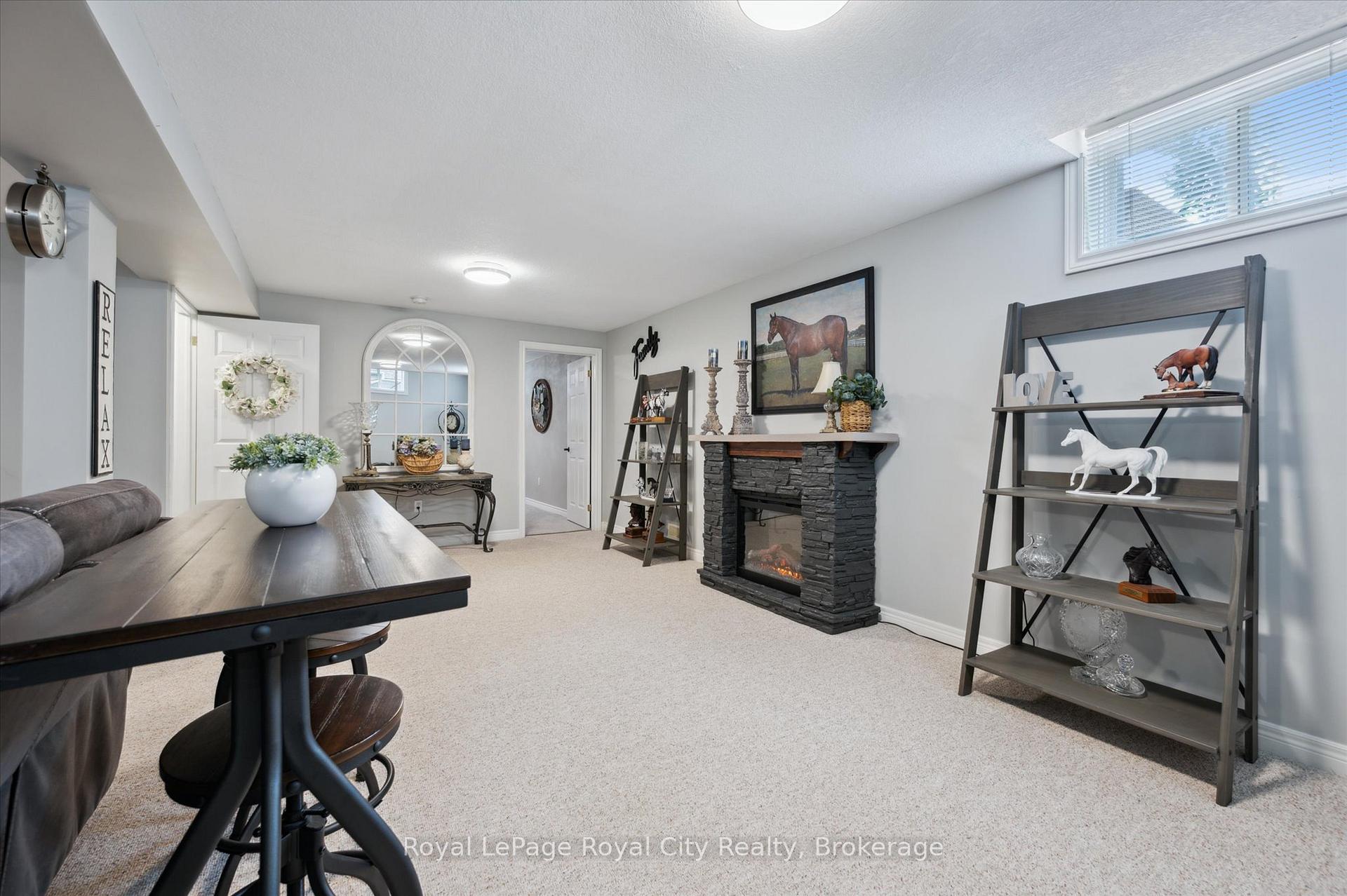 Photo 36 of 5 Haney Drive, Guelph, Pineridge/Westminster Woods — HOMEH