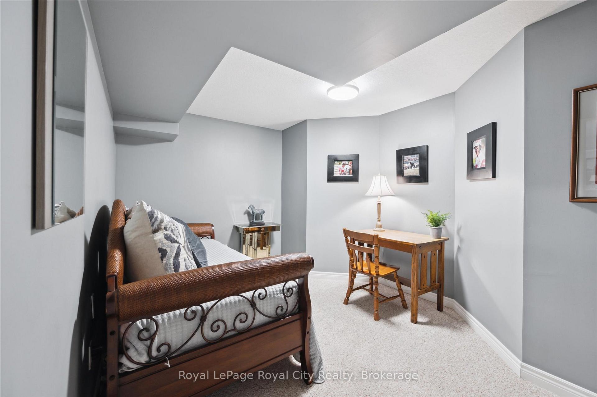 Photo 39 of 5 Haney Drive, Guelph, Pineridge/Westminster Woods — HOMEH