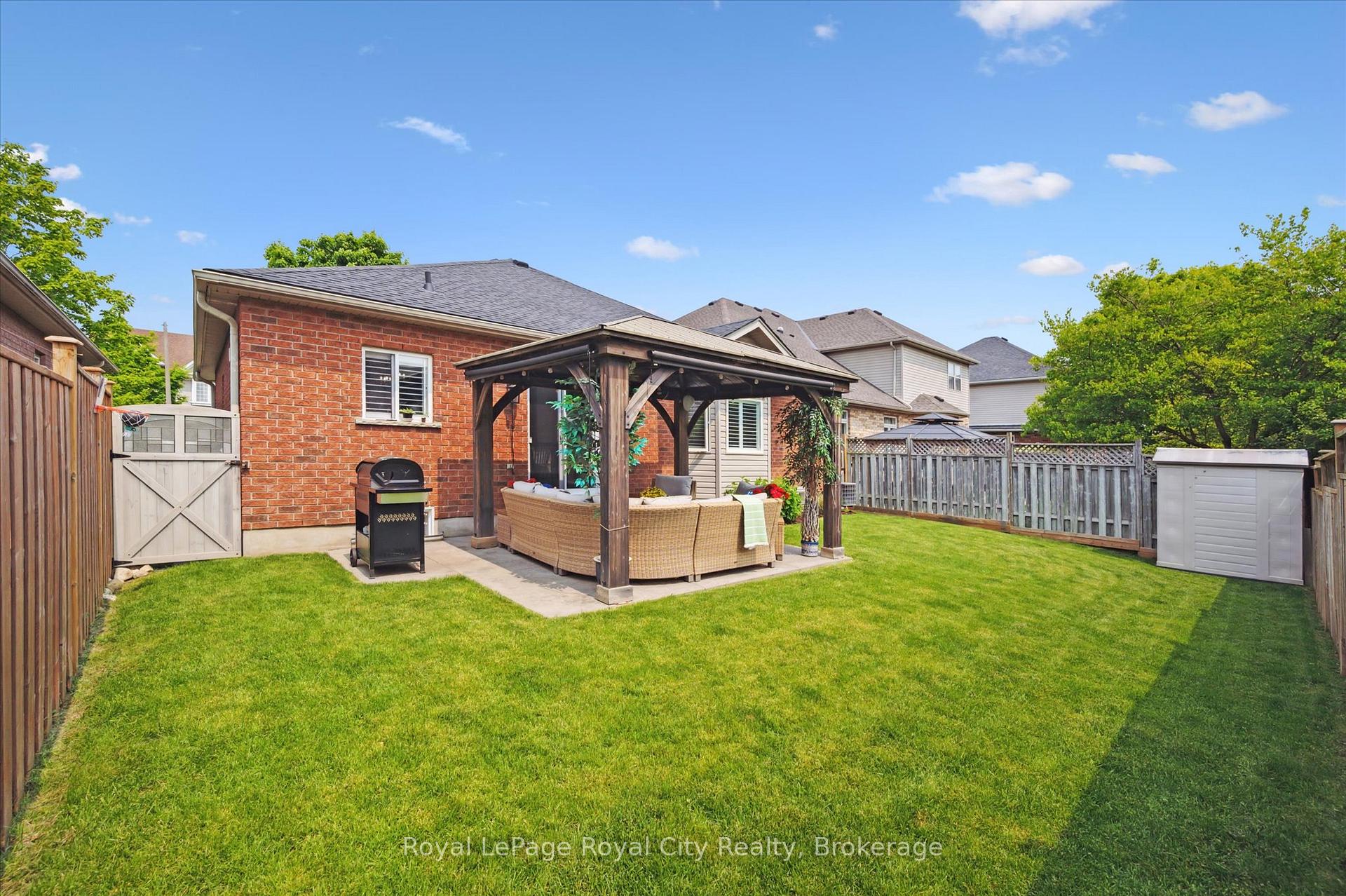 Photo 43 of 5 Haney Drive, Guelph, Pineridge/Westminster Woods — HOMEH