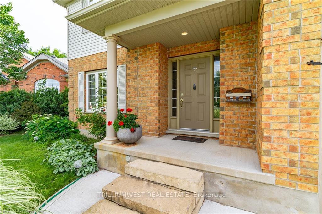 Photo 3 of 288 Farley Drive, Guelph, Pineridge/Westminster Woods — HOMEH