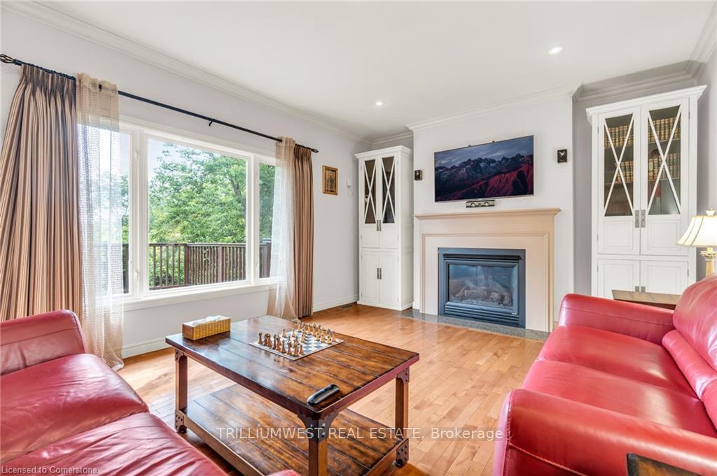 Photo 11 of 288 Farley Drive, Guelph, Pineridge/Westminster Woods — HOMEH