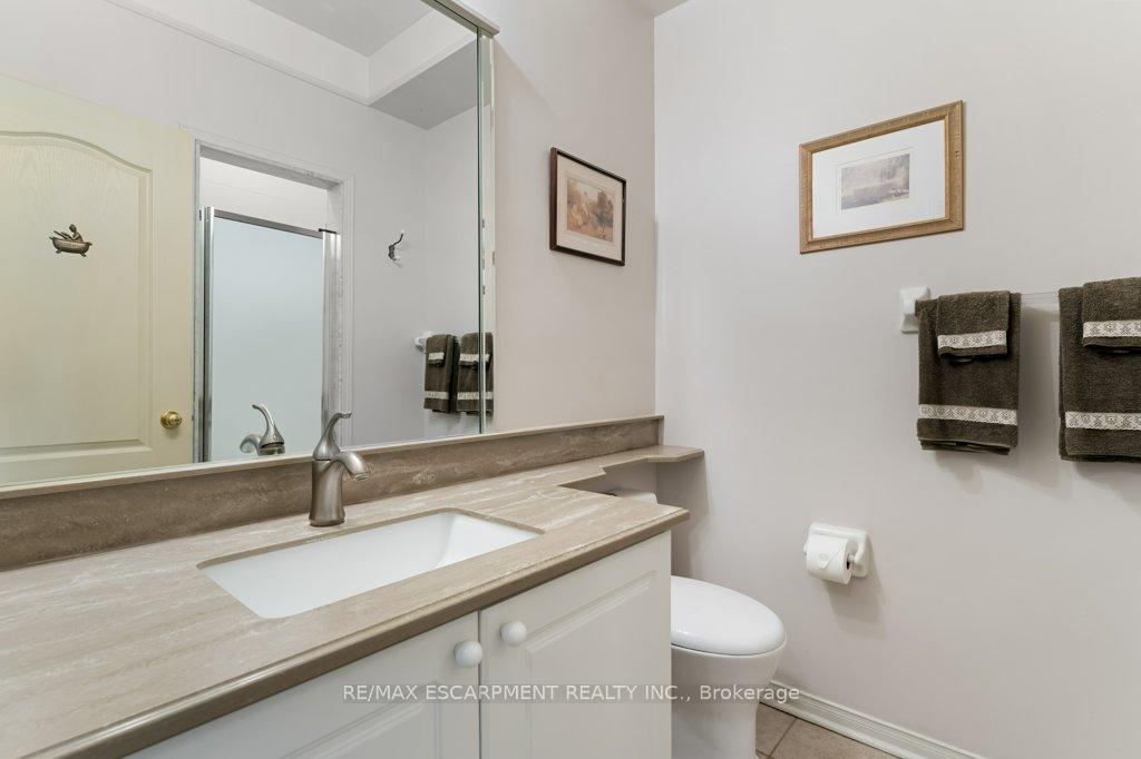Photo 14 of 68 Morrison Crescent, Grimsby, Grimsby Beach — HOMEH