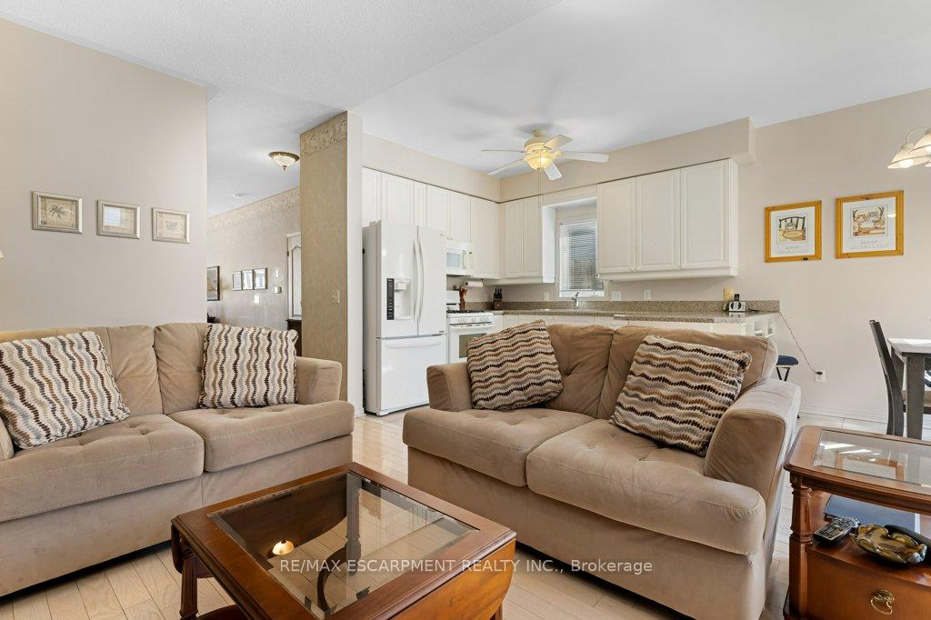 Photo 18 of 68 Morrison Crescent, Grimsby, Grimsby Beach — HOMEH