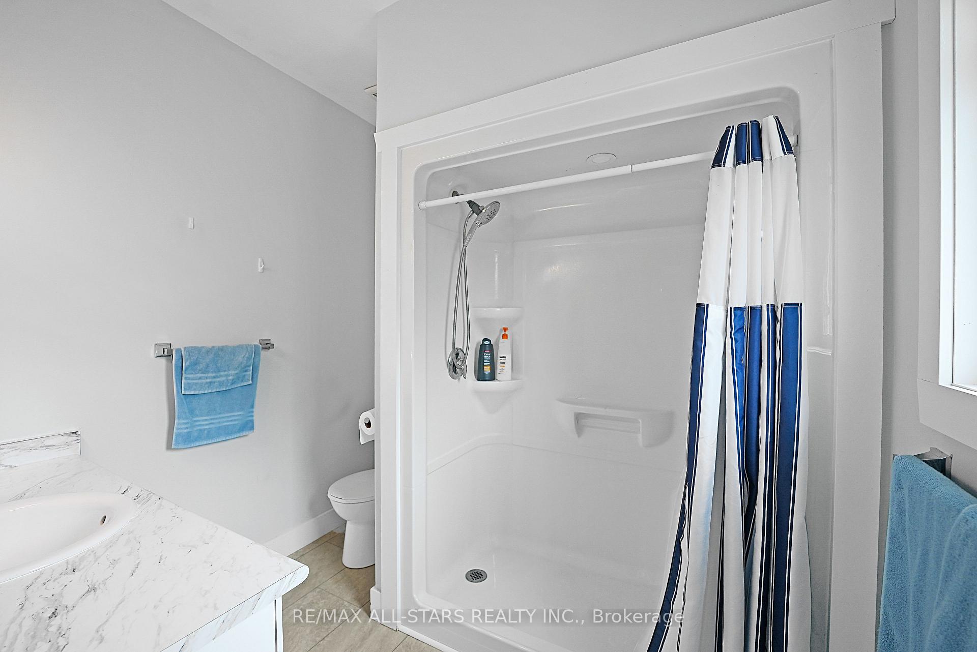 Photo 20 of 98 Bond Street E, Kawartha Lakes, Fenelon Falls — HOMEH