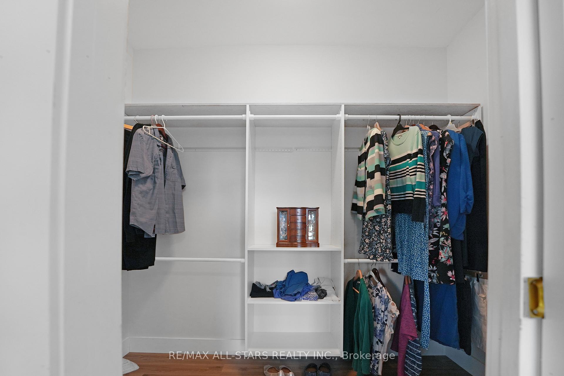 Photo 21 of 98 Bond Street E, Kawartha Lakes, Fenelon Falls — HOMEH