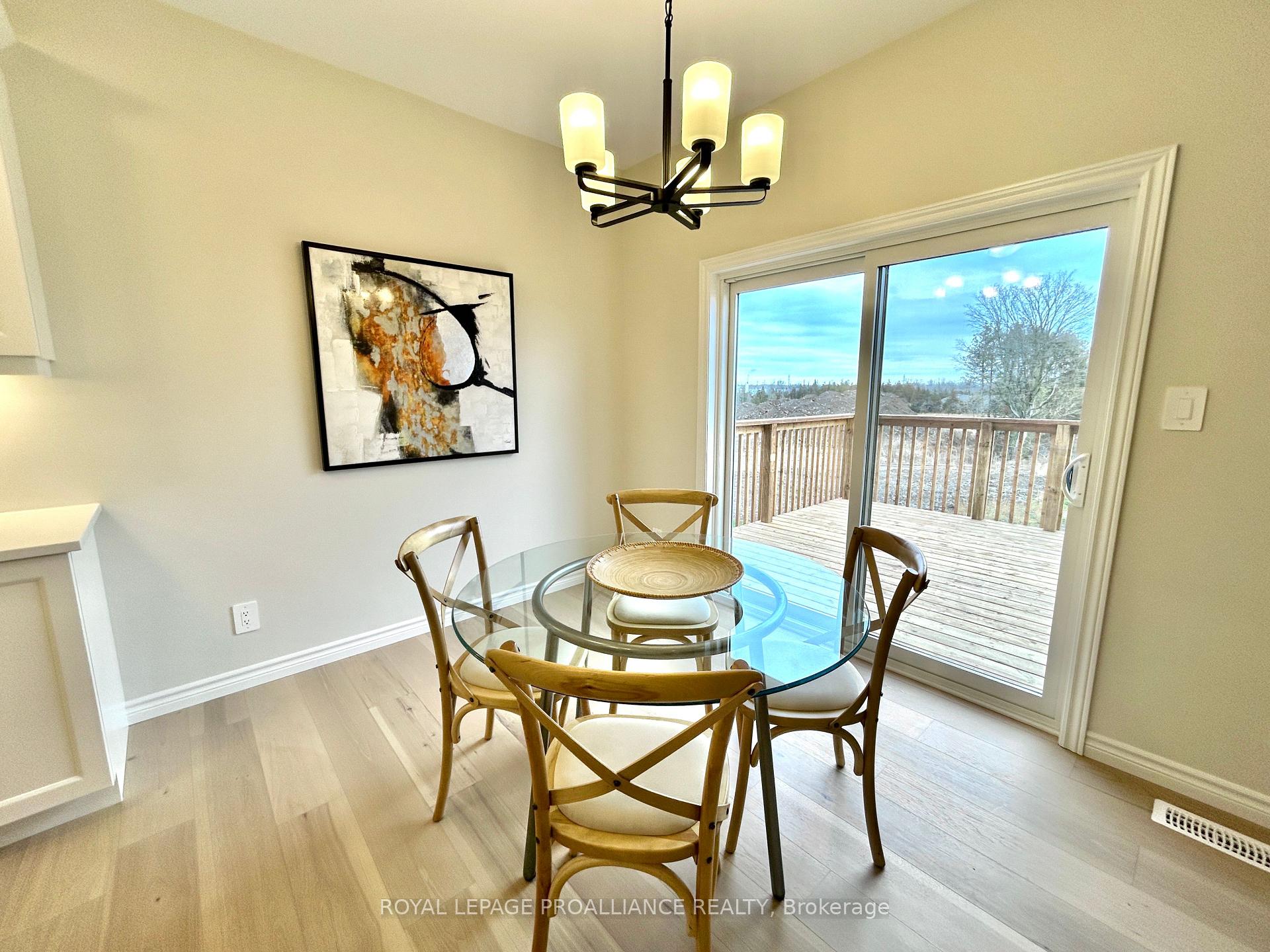 Photo 12 of 6 Peace River Street, Belleville, Thurlow Ward — HOMEH