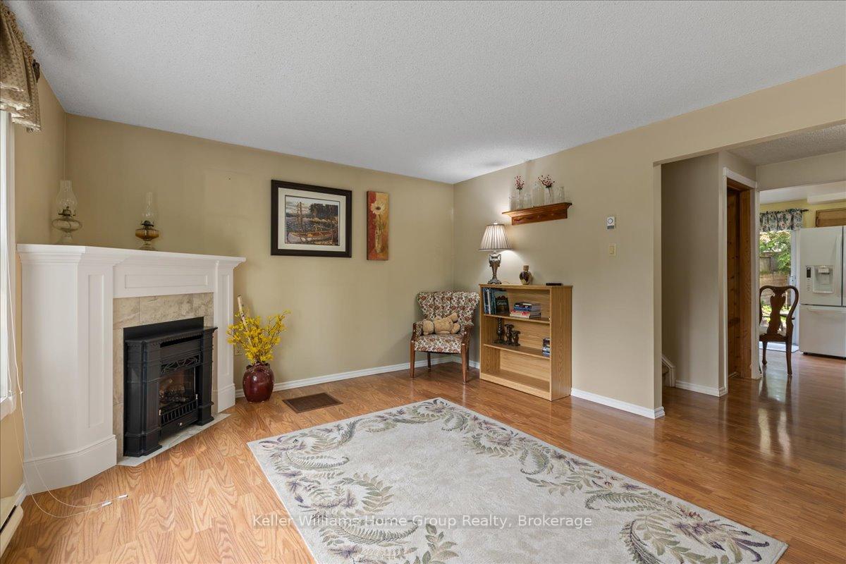 Photo 5 of 76 Upton Crescent, Guelph, Grange Road — HOMEH