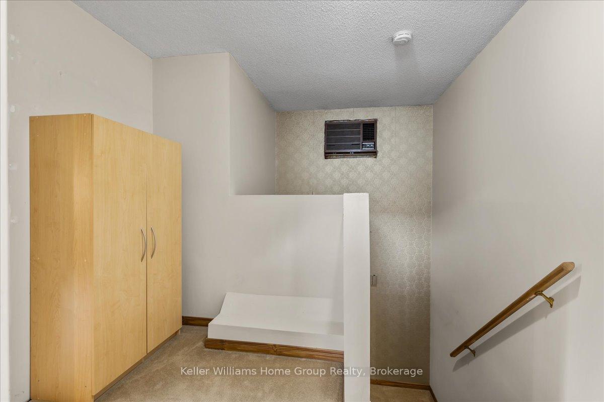 Photo 20 of 76 Upton Crescent, Guelph, Grange Road — HOMEH