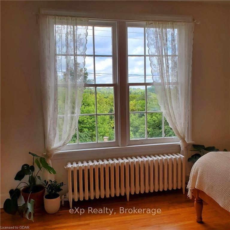 Photo 8 of Unit 2, 21 Dormie Lane, Guelph, Dovercliffe Park/Old University — HOMEH