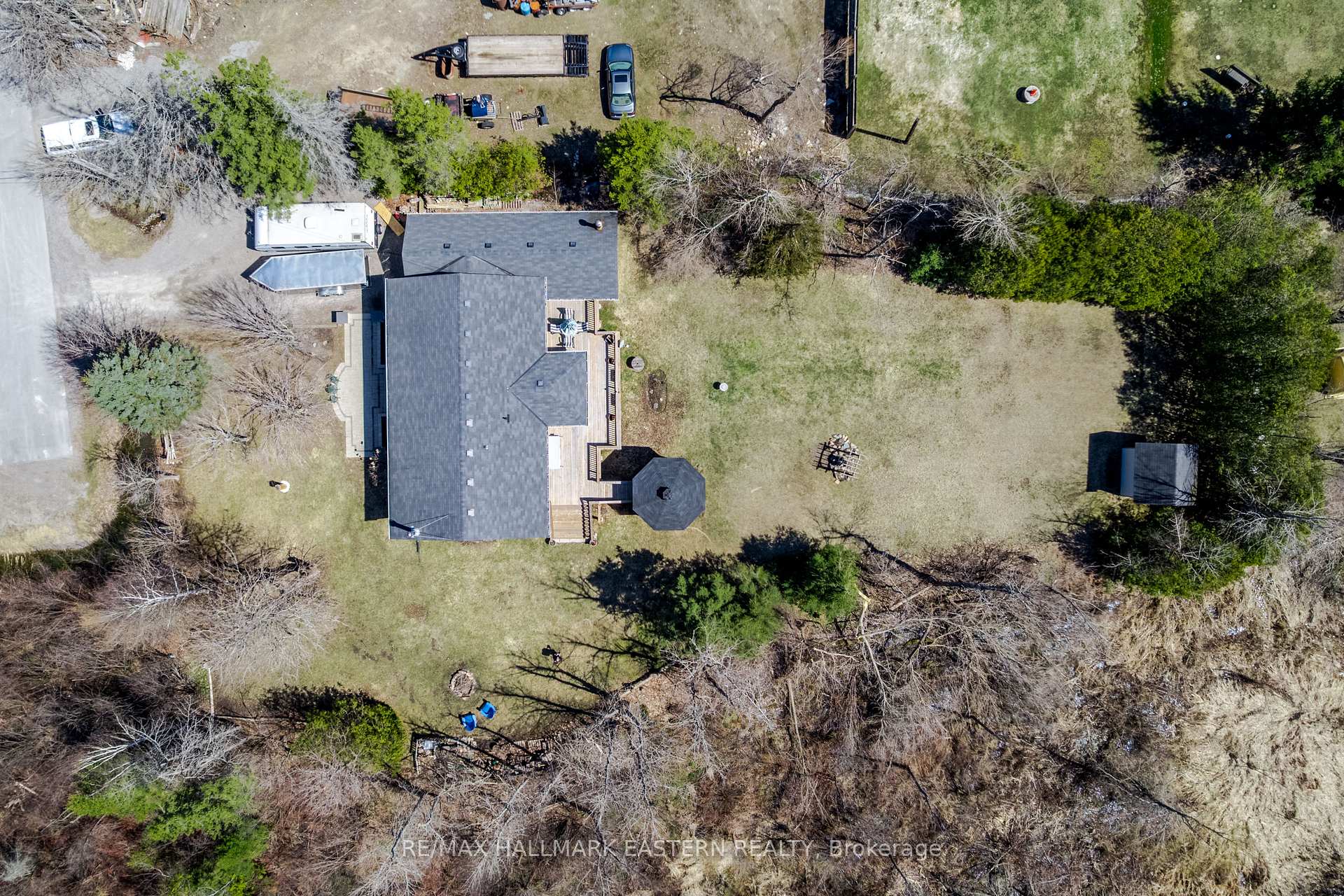 Photo 6 of 2 Gore Street, Kawartha Lakes, Manvers — HOMEH