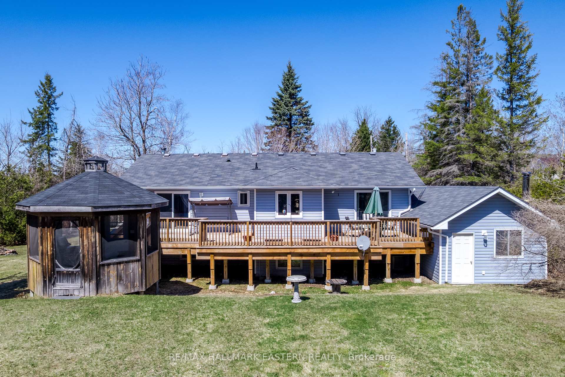 Photo 8 of 2 Gore Street, Kawartha Lakes, Manvers — HOMEH