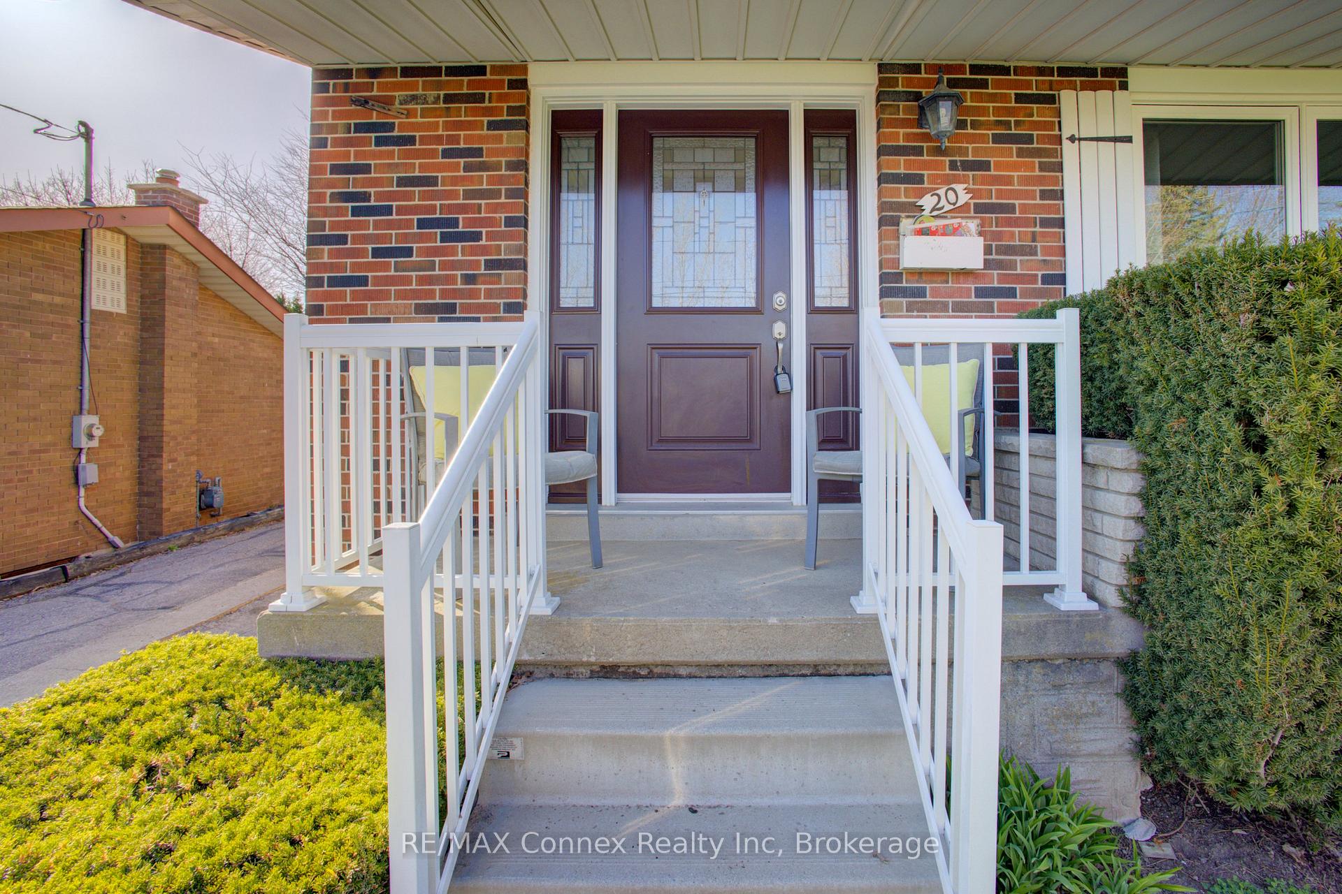 Photo 7 of 20 Laverne Avenue, Guelph, St. George's — HOMEH