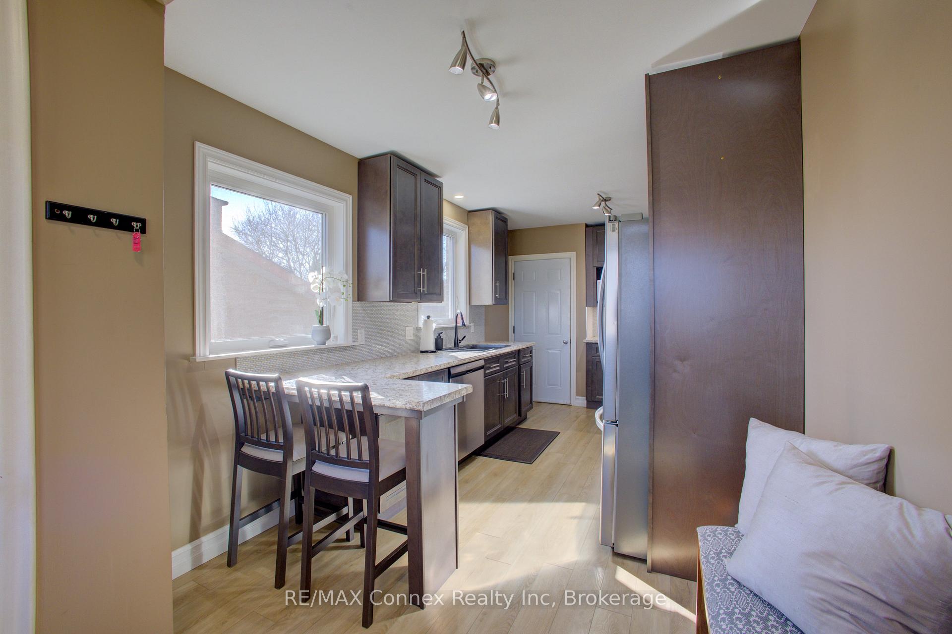 Photo 9 of 20 Laverne Avenue, Guelph, St. George's — HOMEH