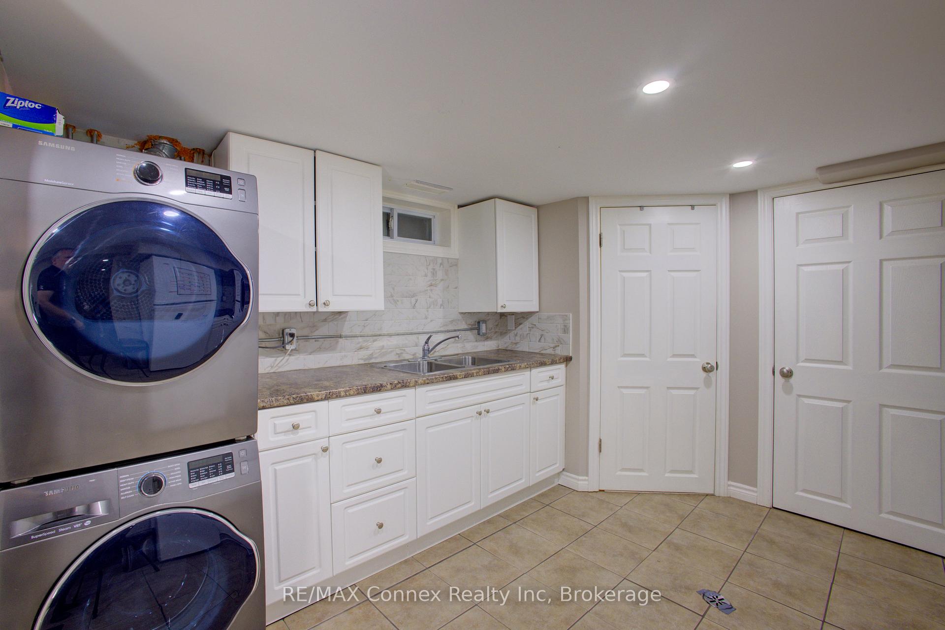 Photo 31 of 20 Laverne Avenue, Guelph, St. George's — HOMEH