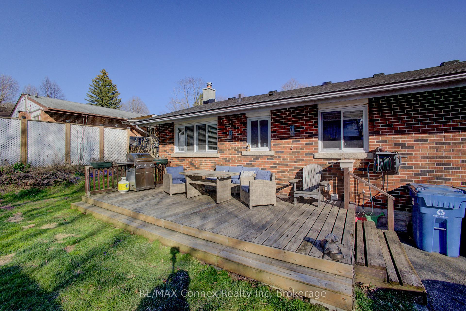 Photo 34 of 20 Laverne Avenue, Guelph, St. George's — HOMEH