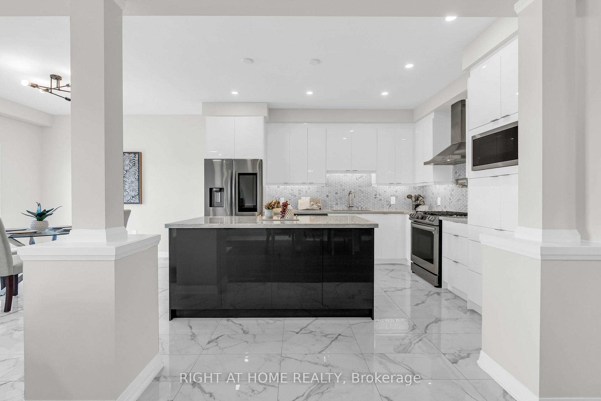 Photo 11 of 171 Rockledge Drive, Hamilton, Rural Glanbrook — HOMEH