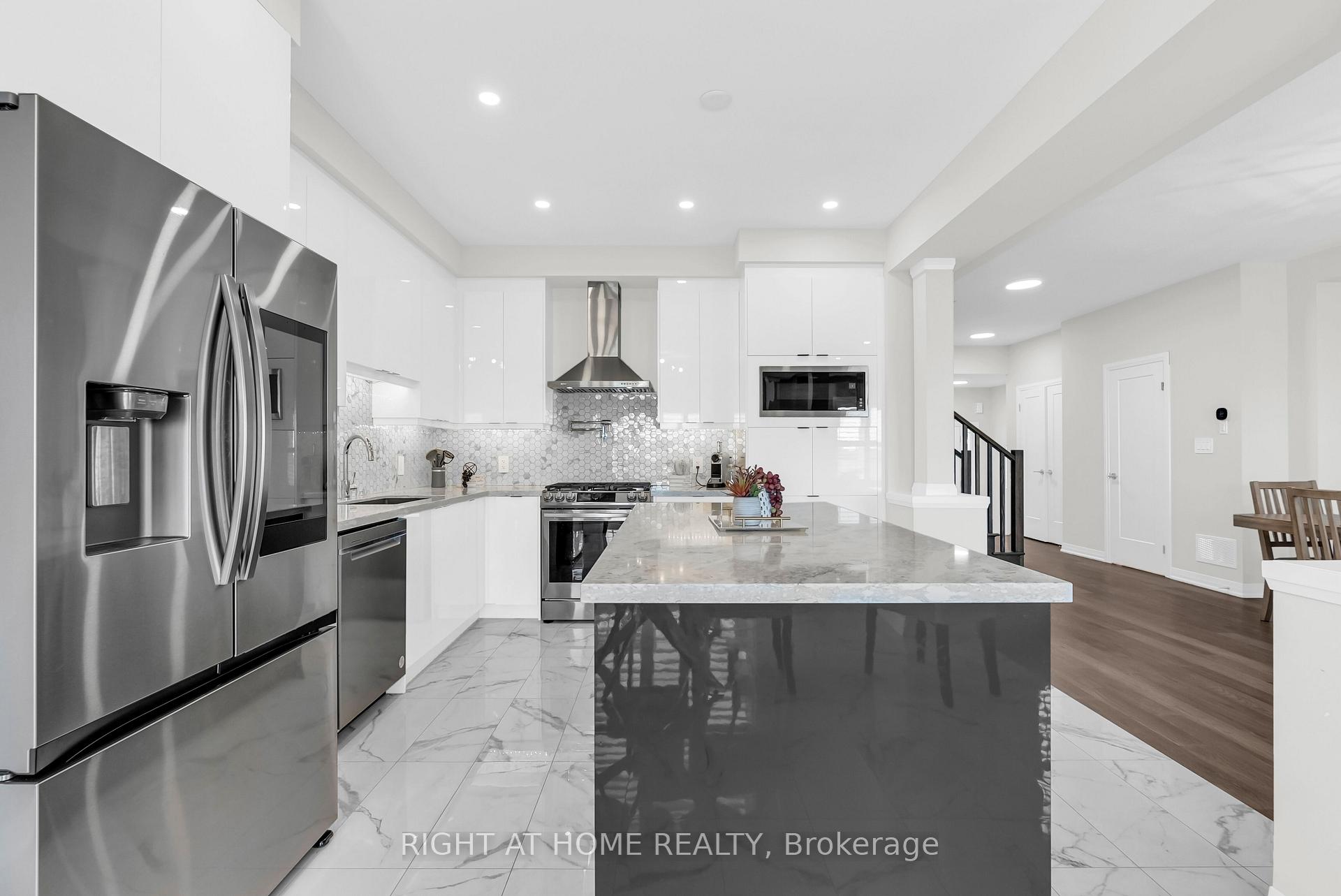 Photo 13 of 171 Rockledge Drive, Hamilton, Rural Glanbrook — HOMEH