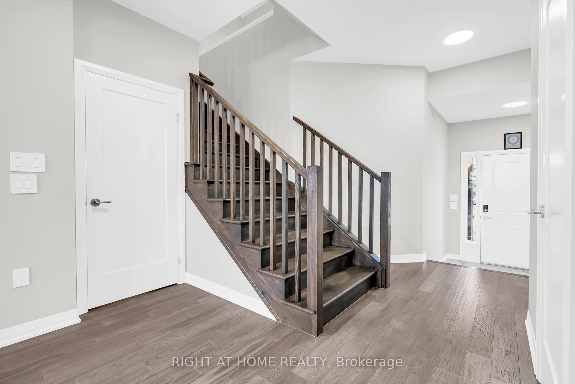 Photo 16 of 171 Rockledge Drive, Hamilton, Rural Glanbrook — HOMEH