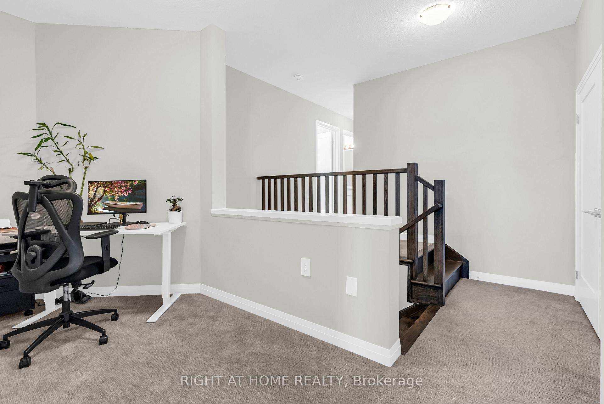 Photo 17 of 171 Rockledge Drive, Hamilton, Rural Glanbrook — HOMEH