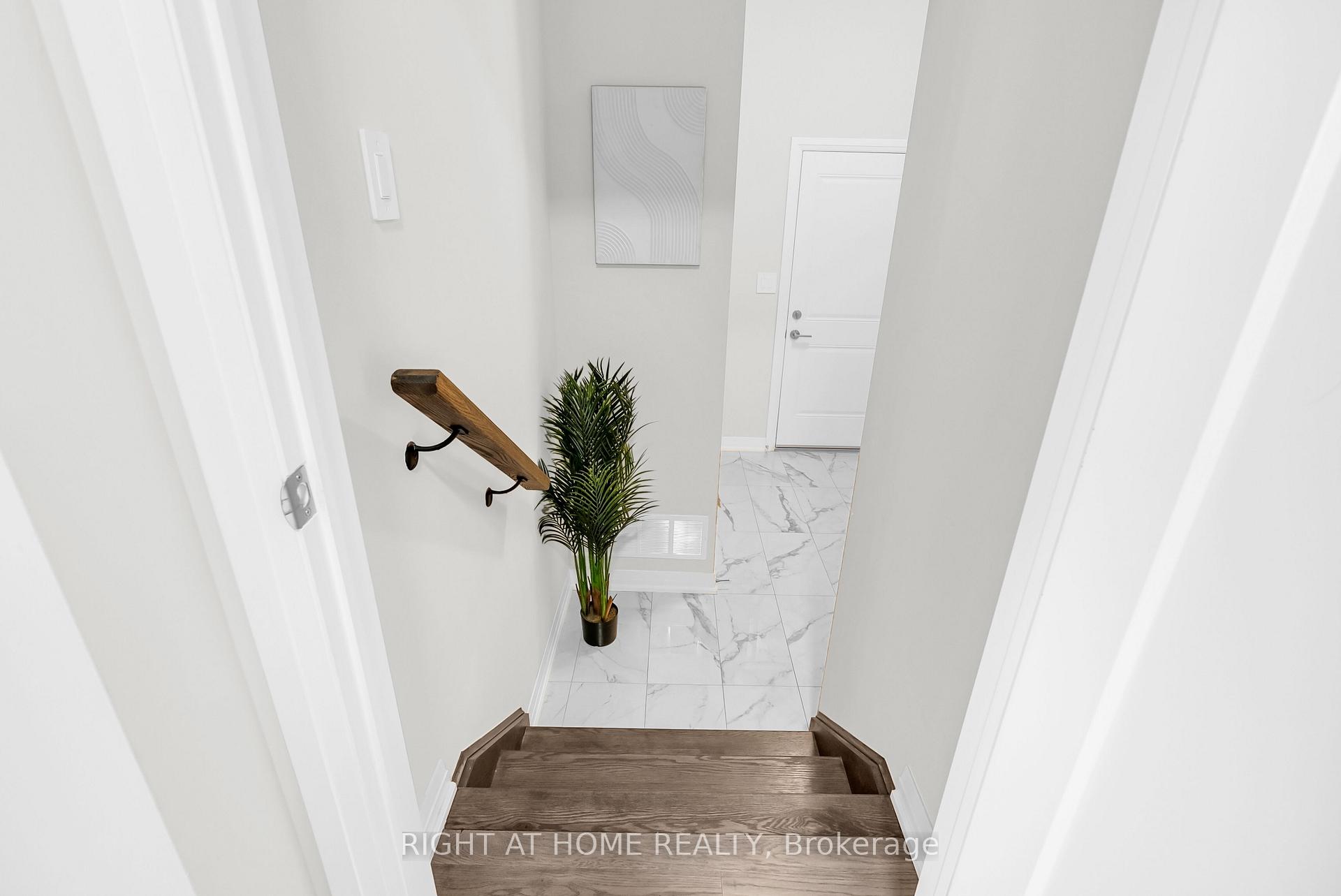 Photo 30 of 171 Rockledge Drive, Hamilton, Rural Glanbrook — HOMEH