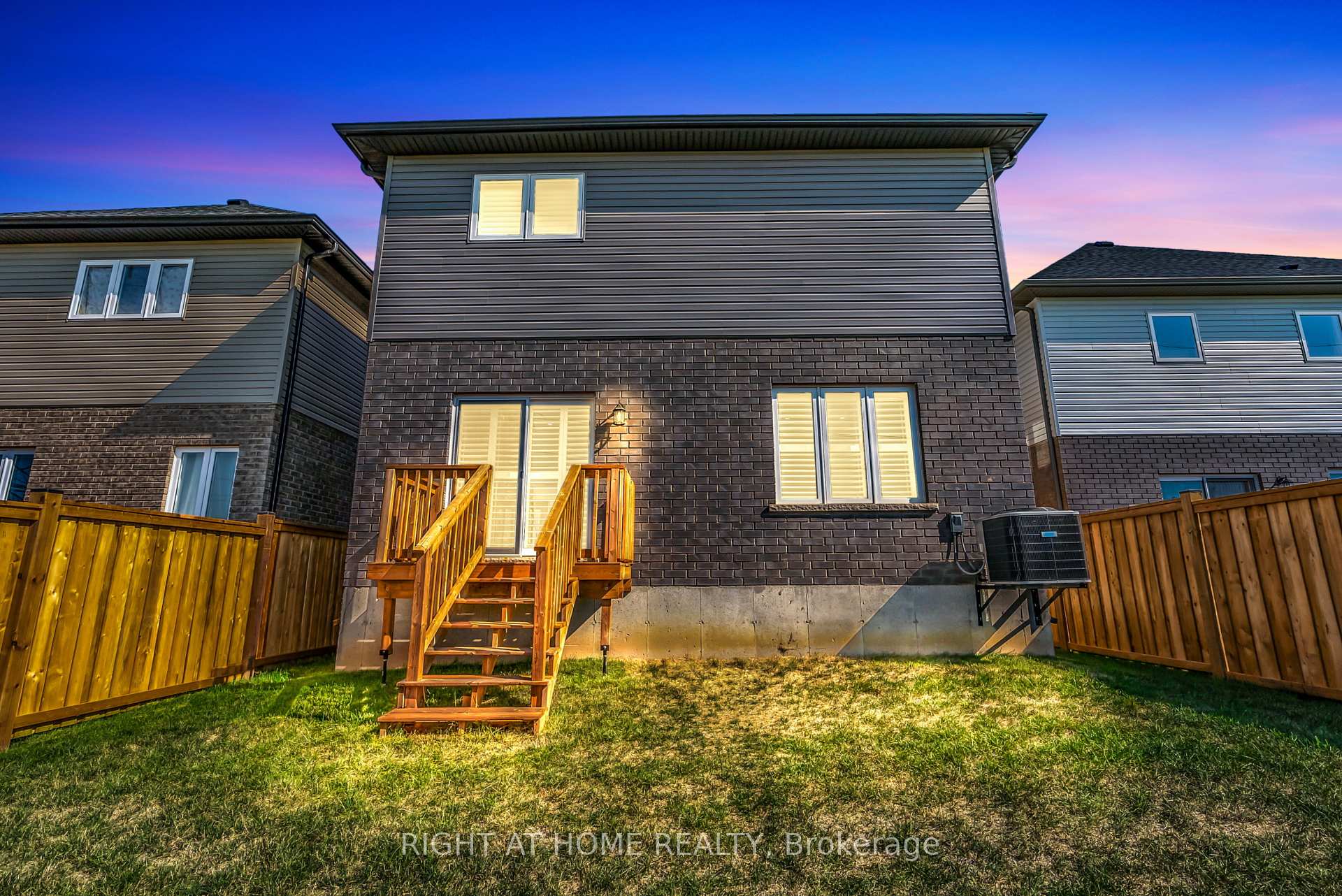 Photo 33 of 171 Rockledge Drive, Hamilton, Rural Glanbrook — HOMEH