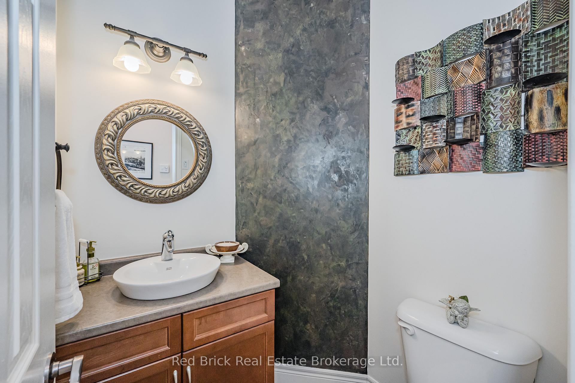 Photo 13 of 5 Bright Lane, Guelph, Pineridge/Westminster Woods — HOMEH