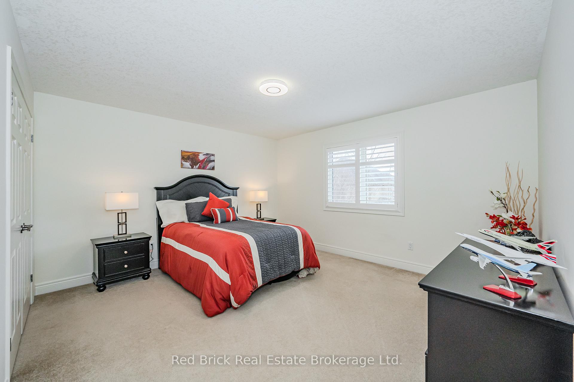 Photo 22 of 5 Bright Lane, Guelph, Pineridge/Westminster Woods — HOMEH