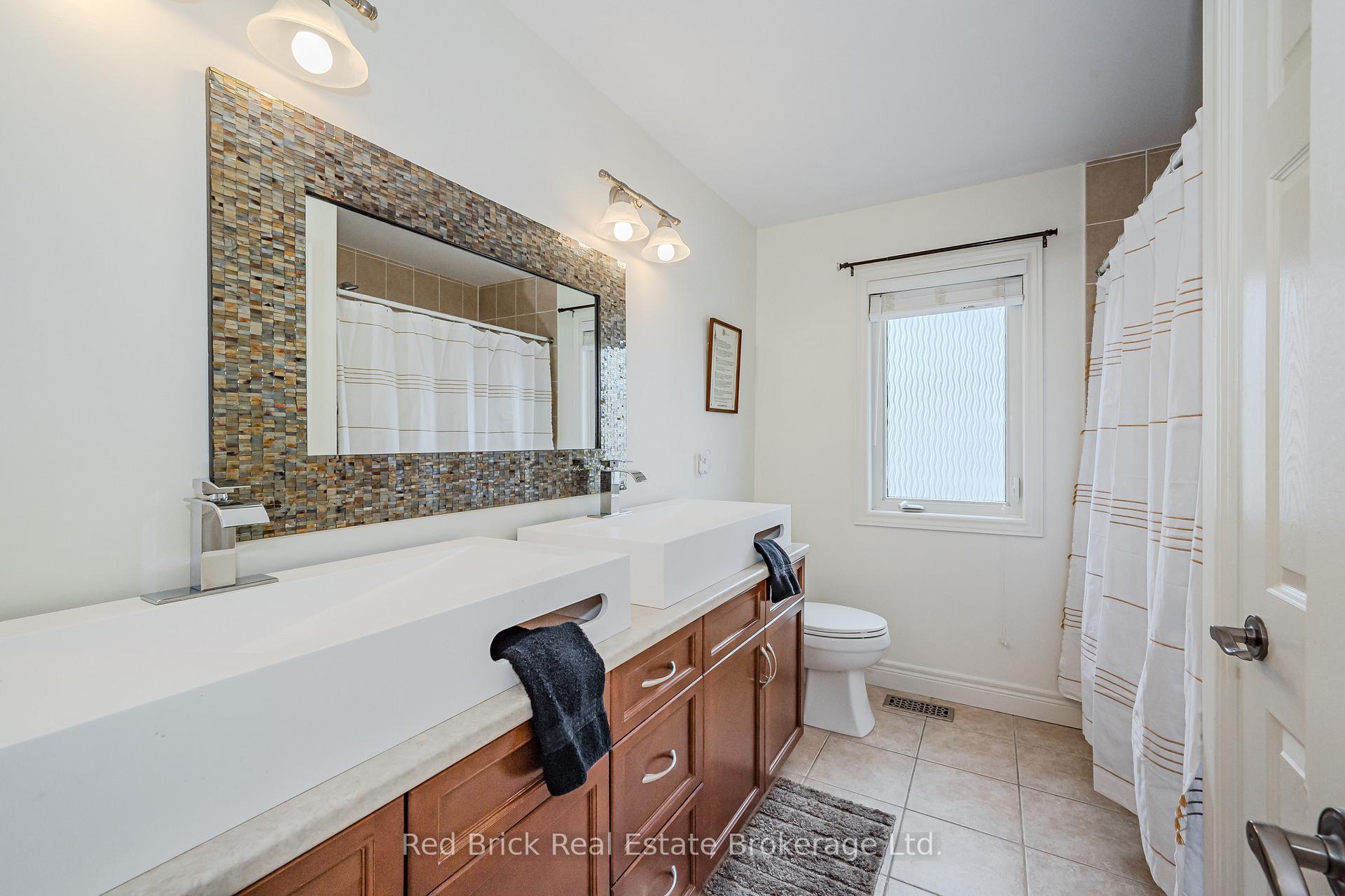 Photo 24 of 5 Bright Lane, Guelph, Pineridge/Westminster Woods — HOMEH