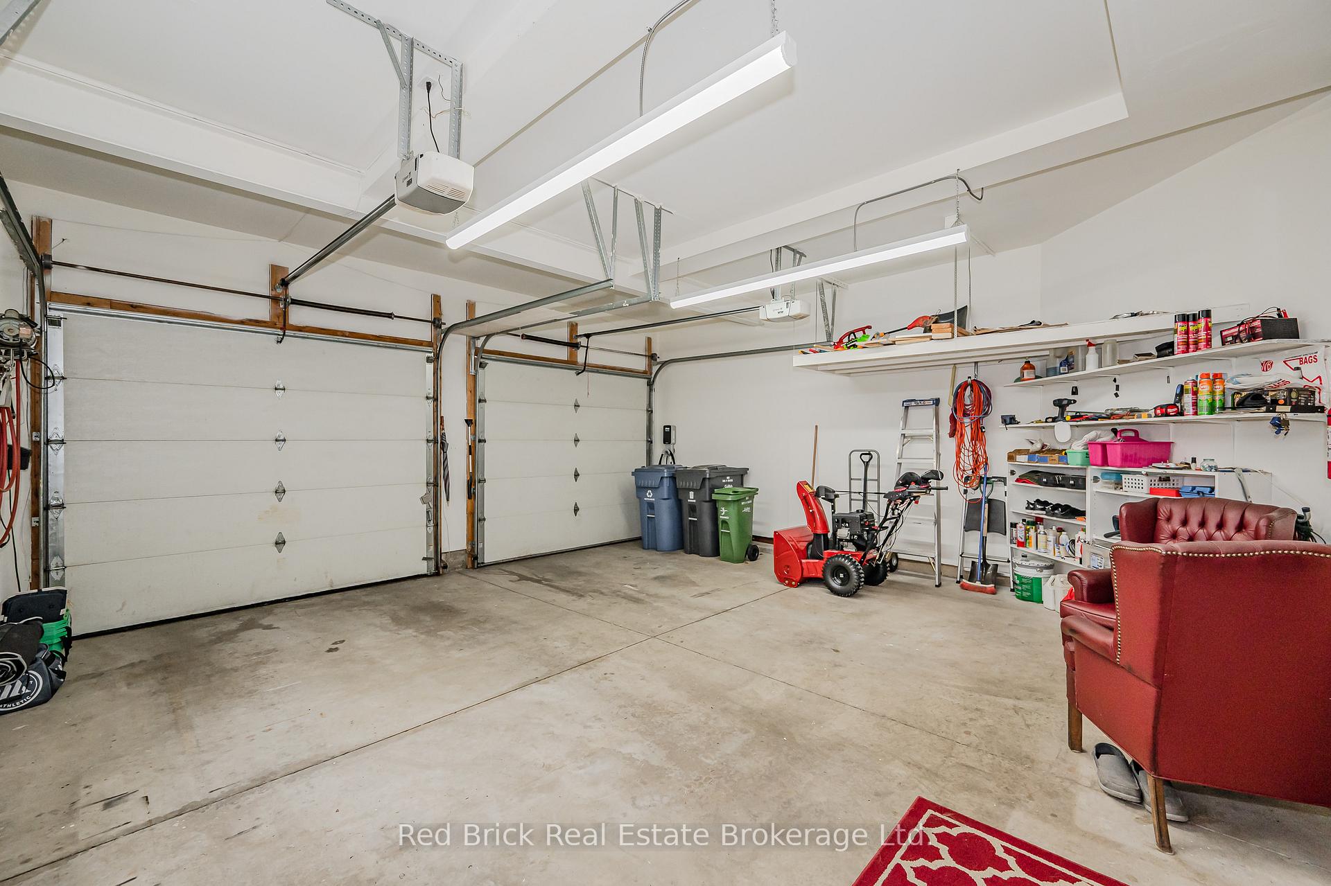 Photo 30 of 5 Bright Lane, Guelph, Pineridge/Westminster Woods — HOMEH