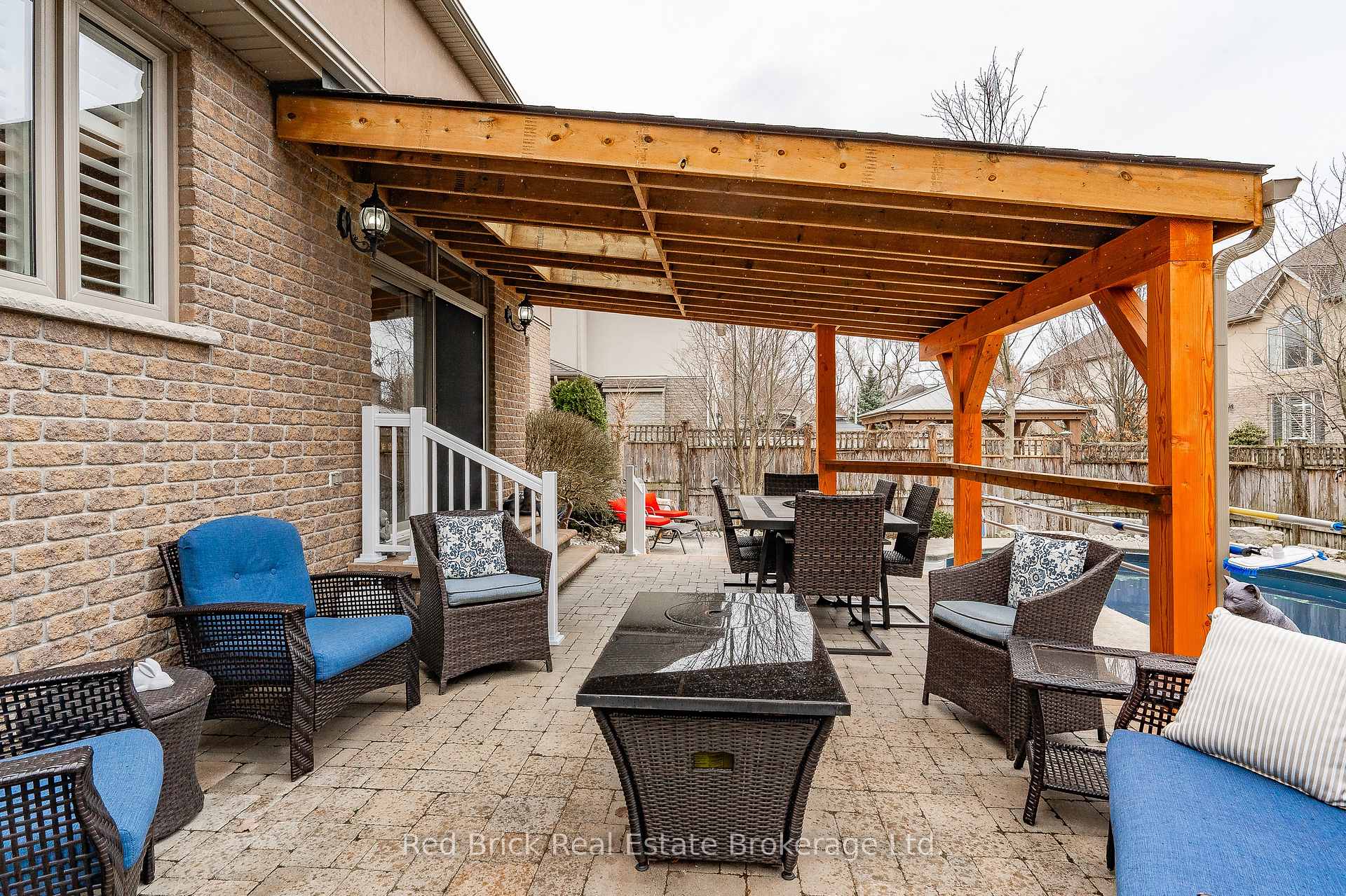 Photo 32 of 5 Bright Lane, Guelph, Pineridge/Westminster Woods — HOMEH
