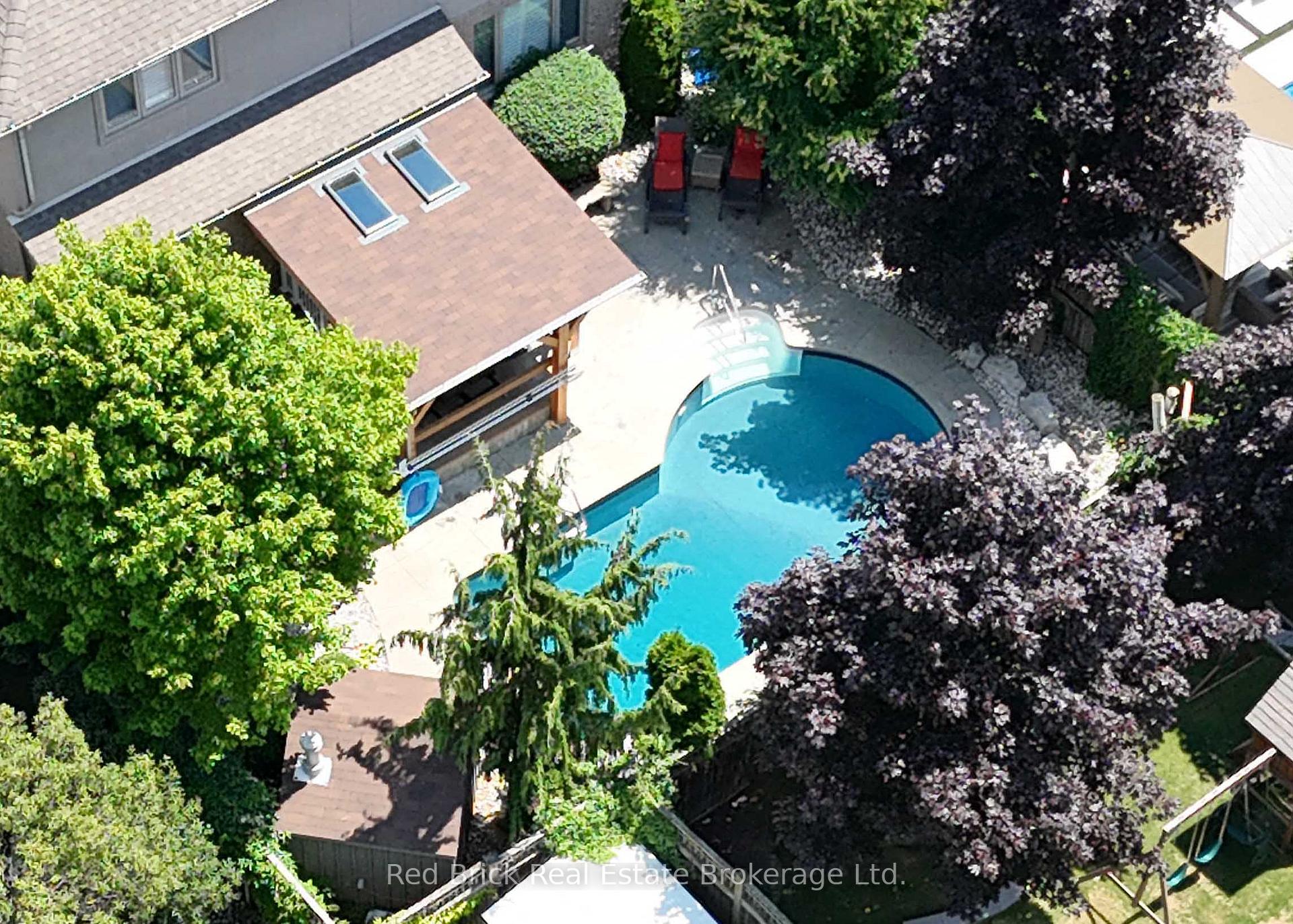 Photo 34 of 5 Bright Lane, Guelph, Pineridge/Westminster Woods — HOMEH