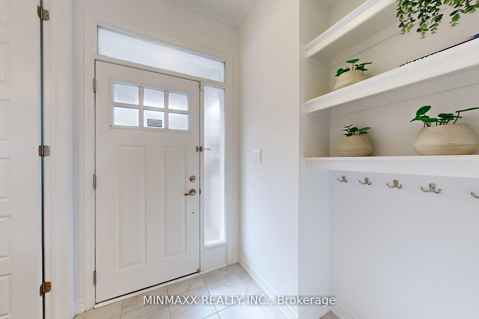 Photo 3 of 1263 Wintergreen Place, Milton, Cobban — HOMEH