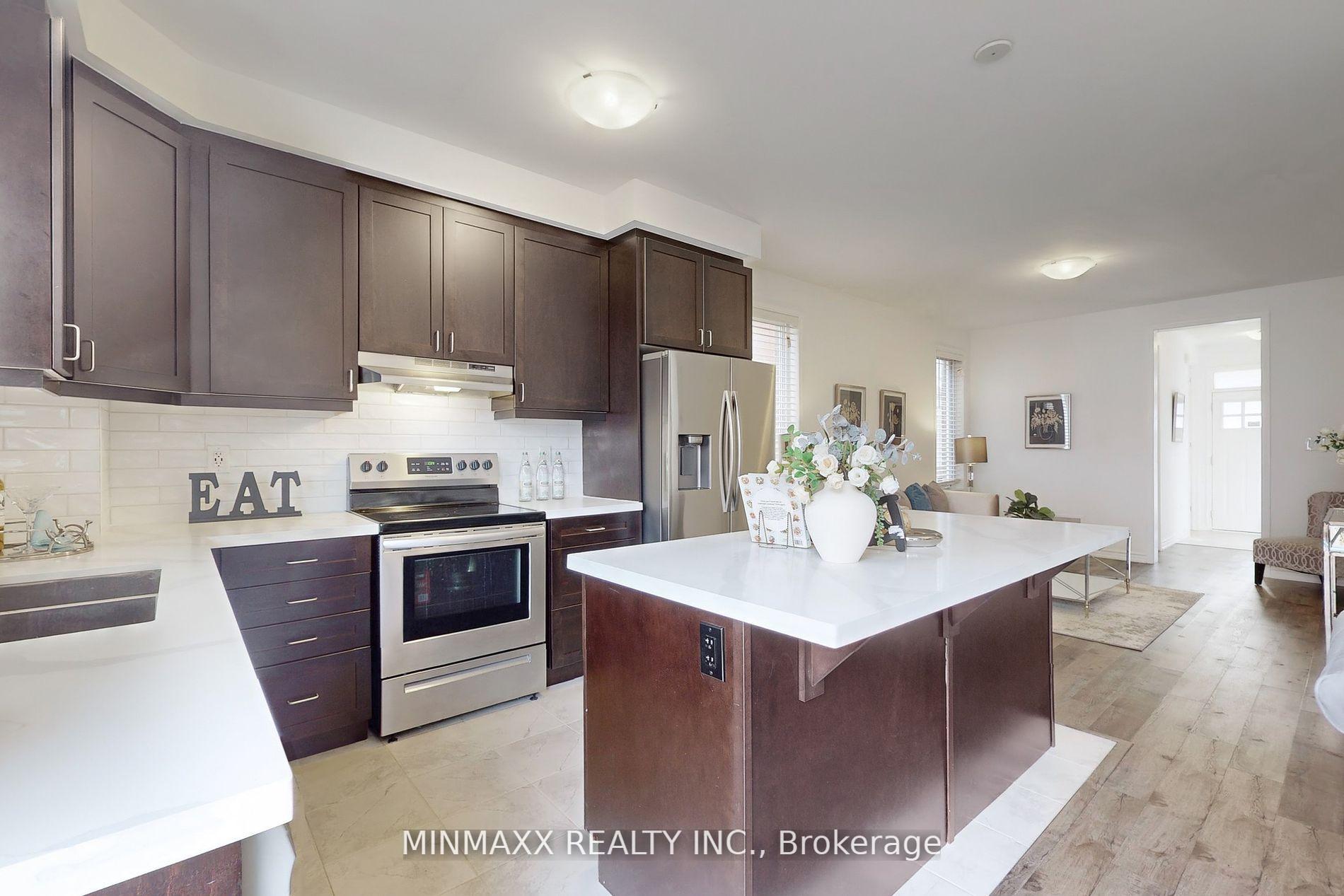 Photo 14 of 1263 Wintergreen Place, Milton, Cobban — HOMEH